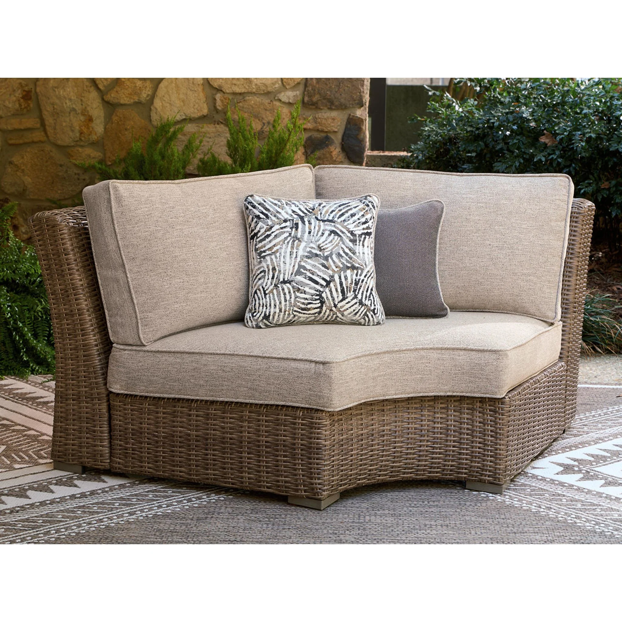 Laguna Heights Outdoor Curved Corner Chair with Cushion - Beige - Image 3