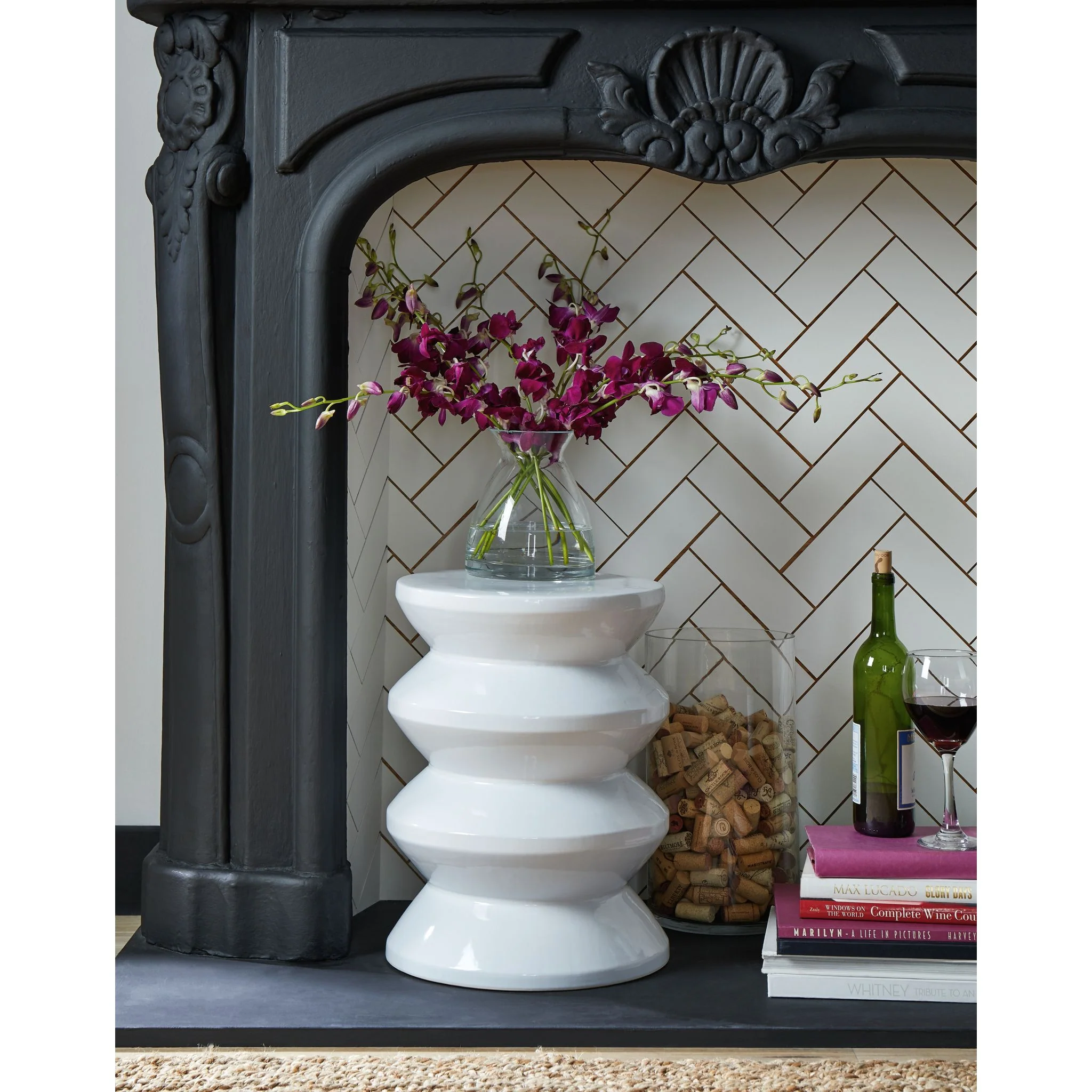 Lakiness Stool - White - Image 2