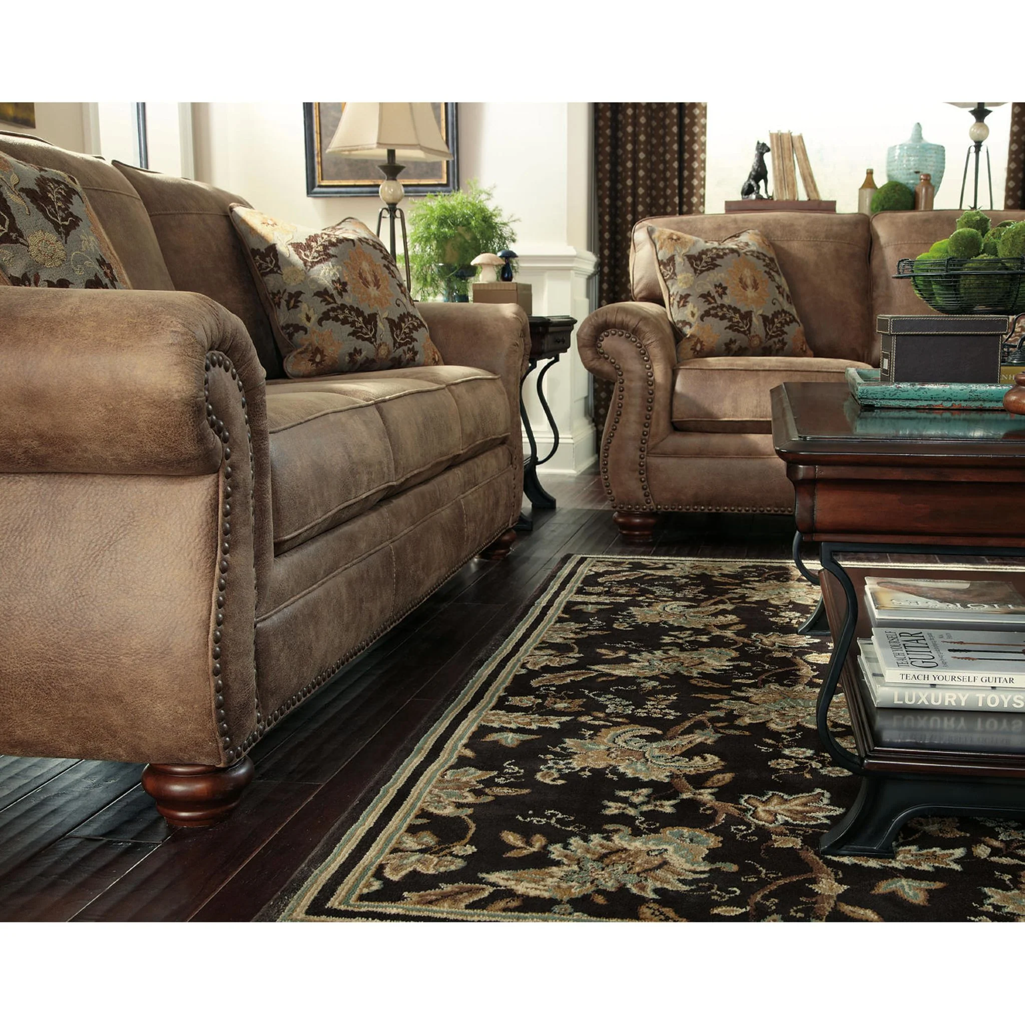 Larkinhurst Sofa - Earth - Image 15