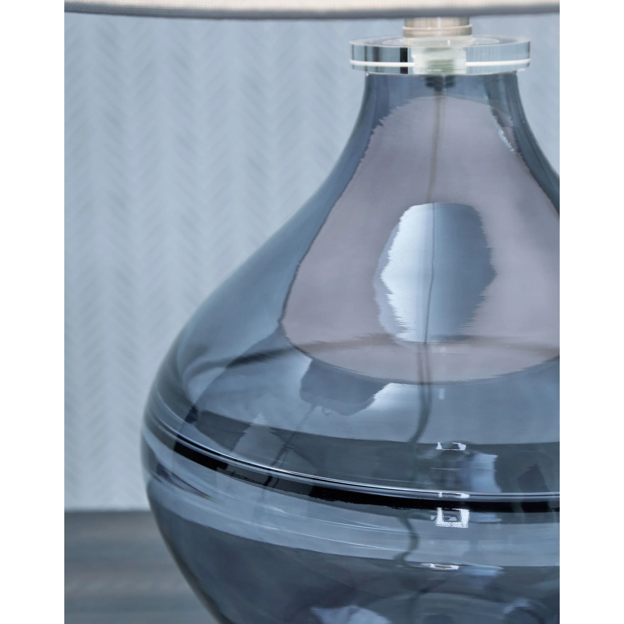 Lemmitt Table Lamp 21.50" - Image 4