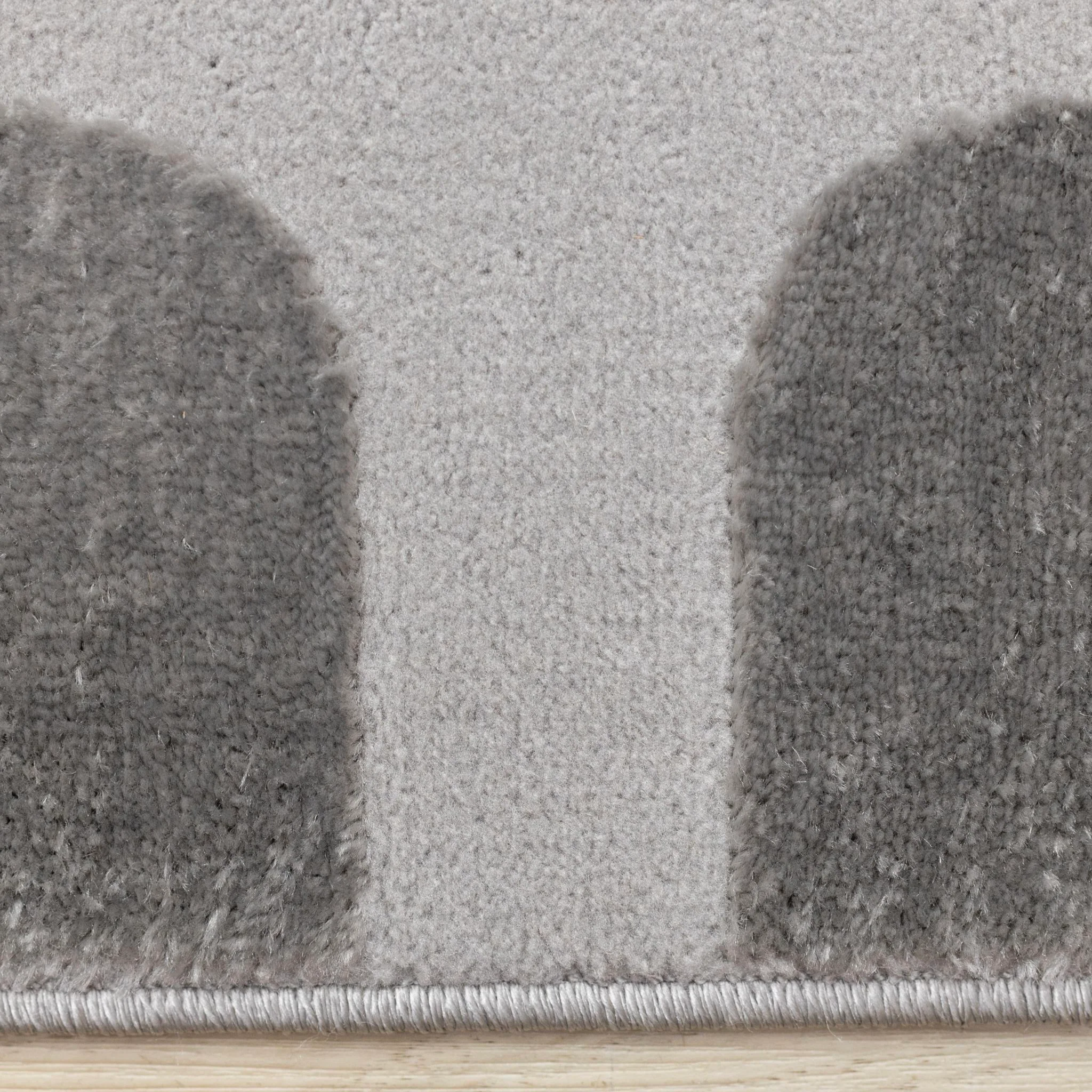 Leo Area Rug - Image 15