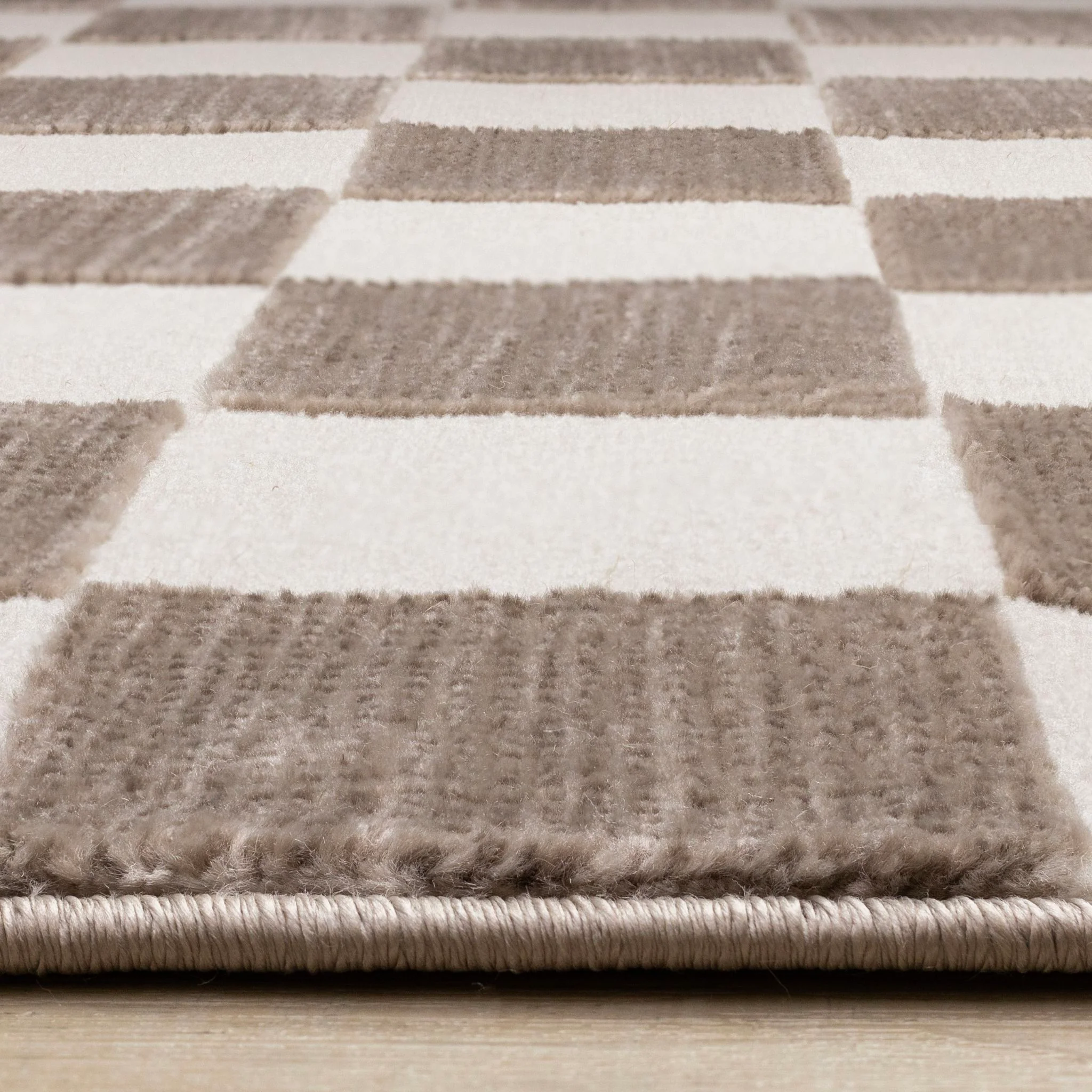 Leo Area Rug - 5'x8' - Image 9