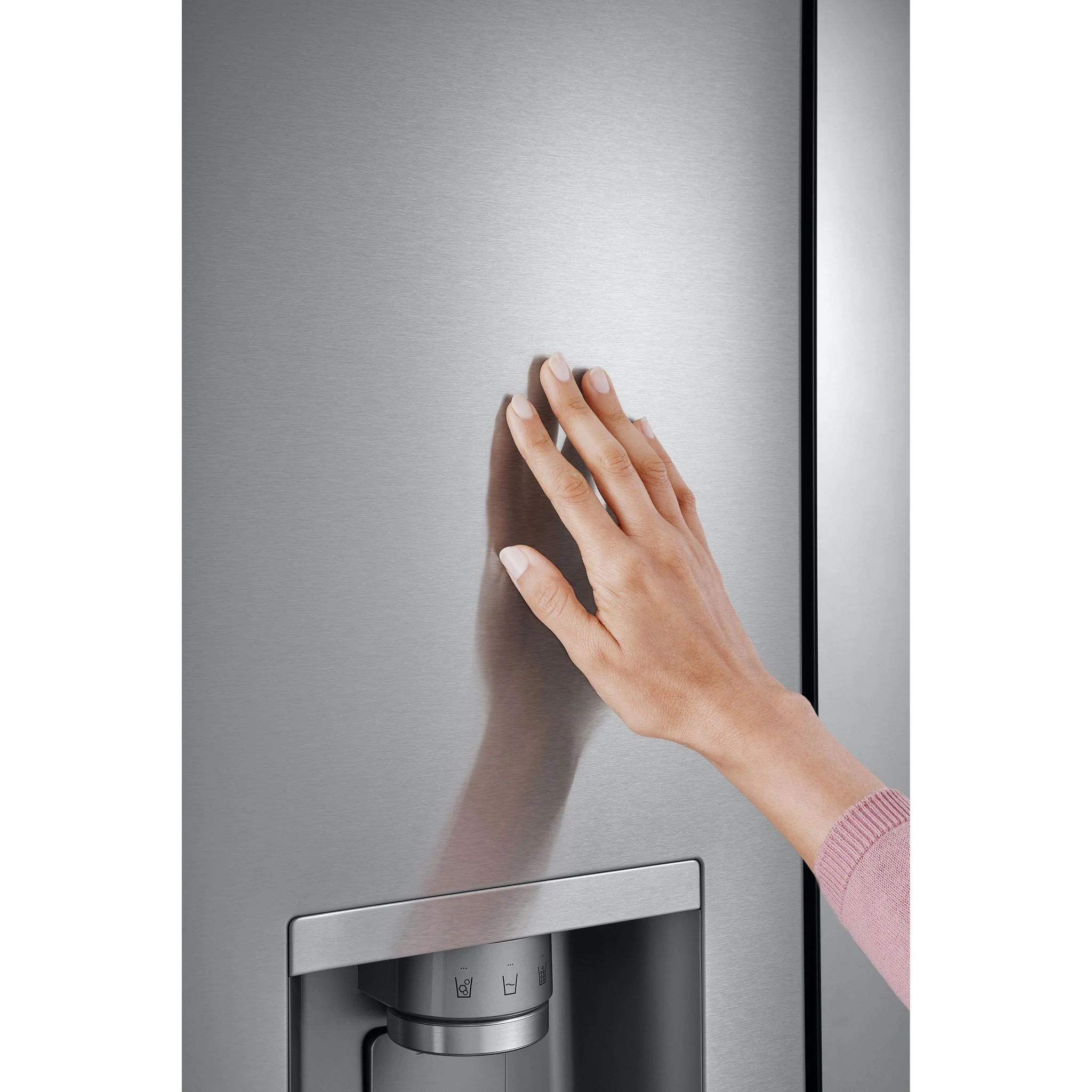 LG 31 cu. ft. Smart Standard-Depth MAX™ French Door Refrigerator with Four Types of Ice and Mirror InstaView - Stainless (LRYKS3106S) - Image 12