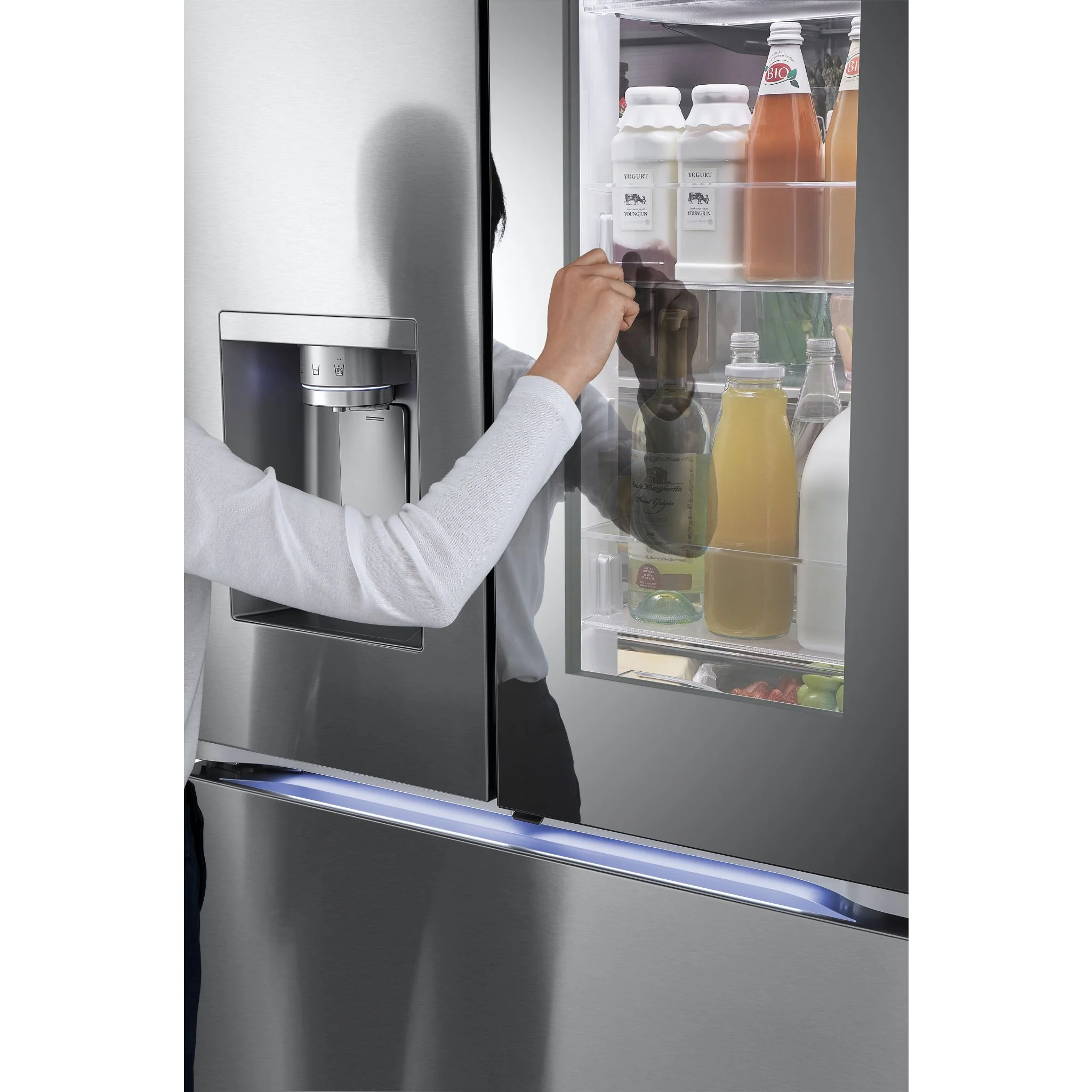 LG 31 cu. ft. Smart Standard-Depth MAX™ French Door Refrigerator with Four Types of Ice and Mirror InstaView - Stainless (LRYKS3106S) - Image 22