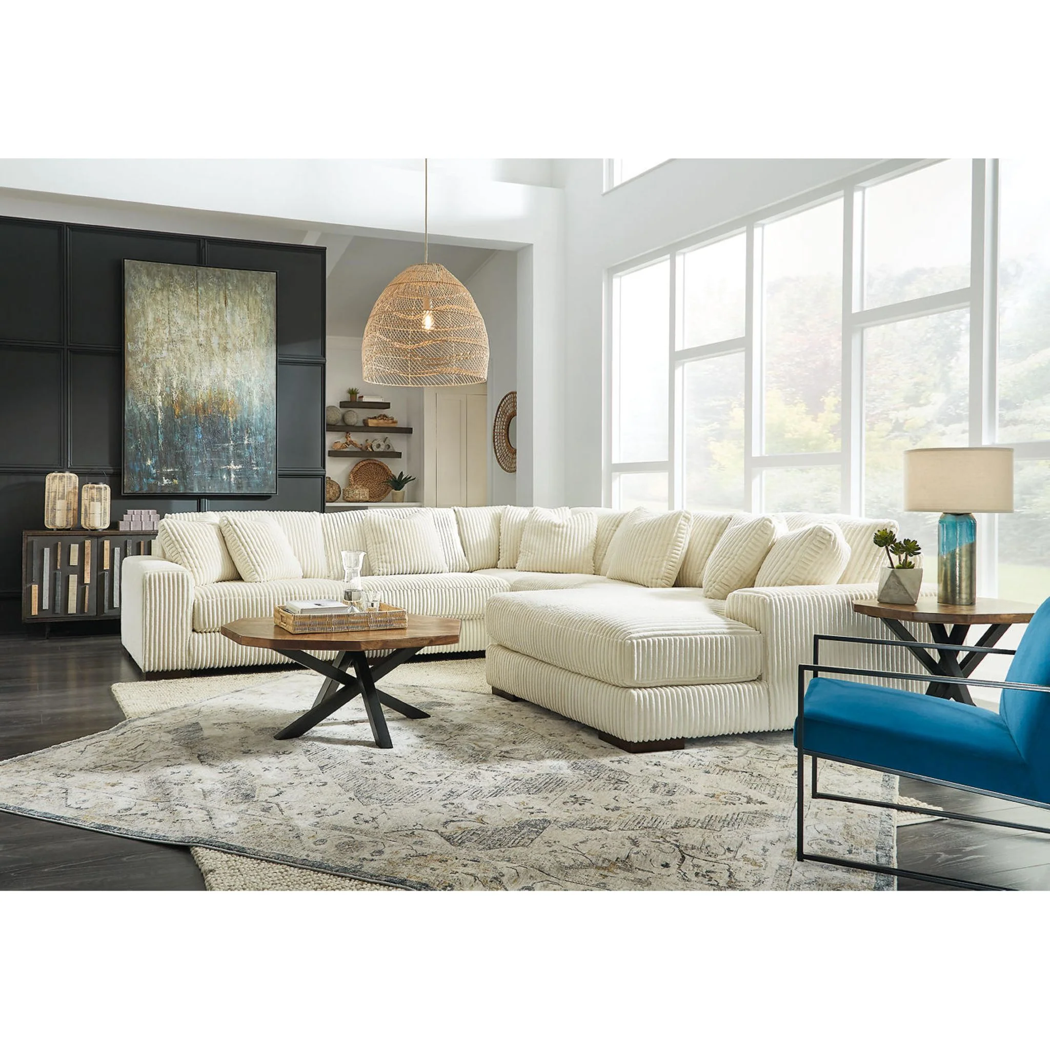 Lindyn 4 Piece Sectional - Image 8