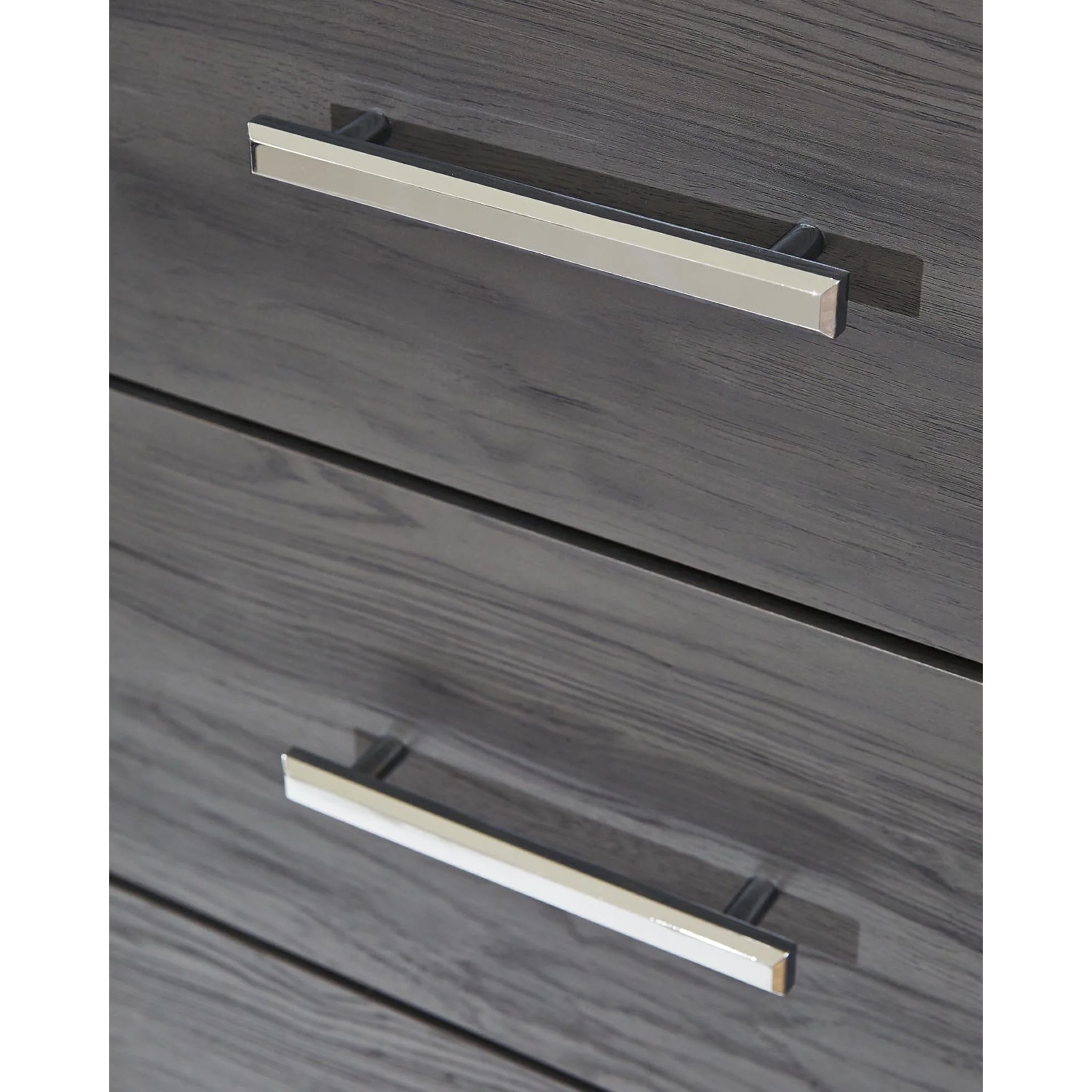 Lodanna Chest - Gray - Image 10