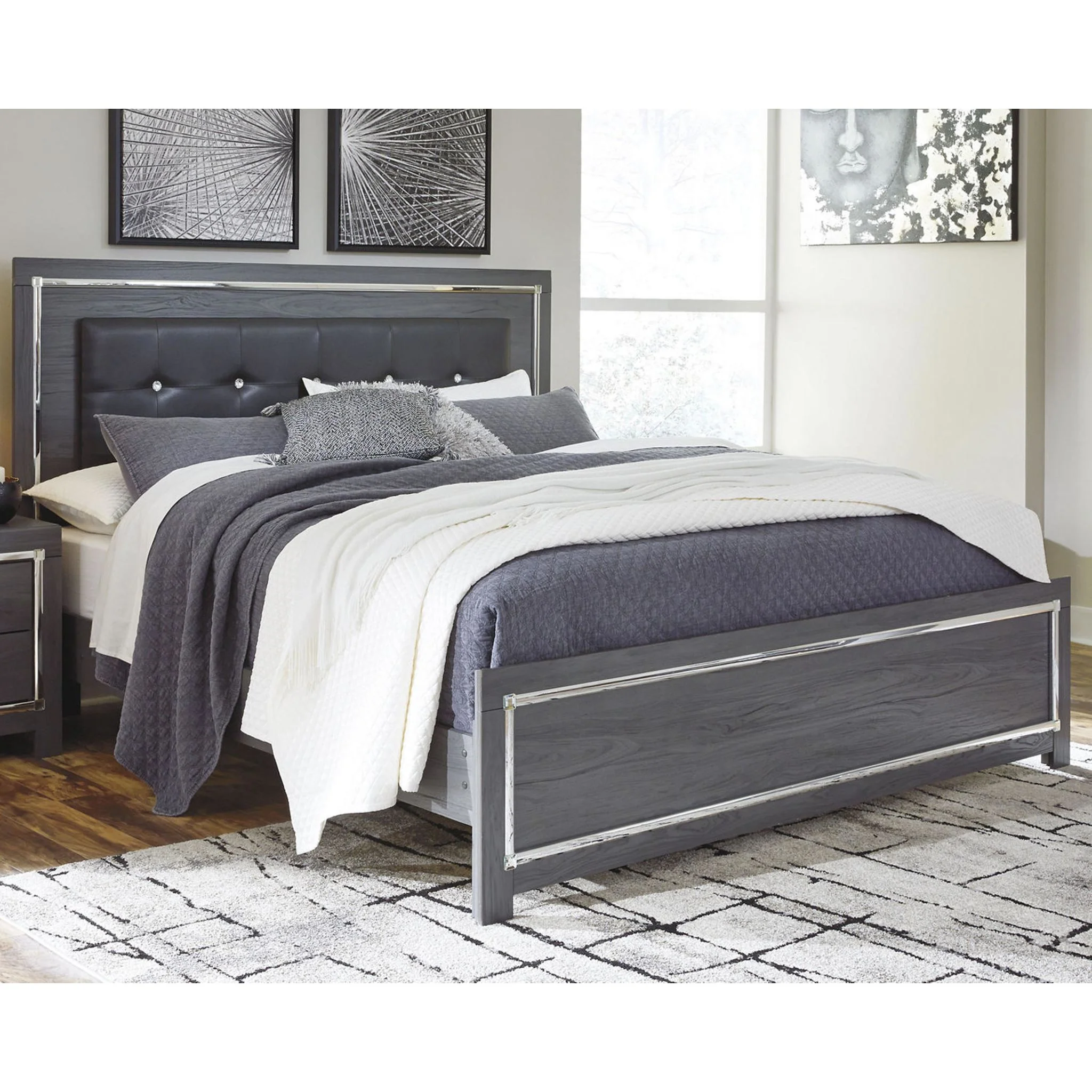 Lodanna Panel Bed - Gray - Image 35