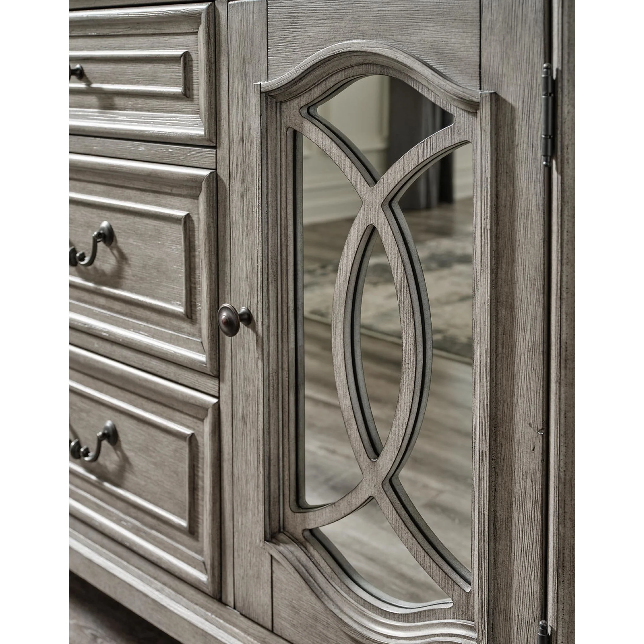 Lodenbay Dining Server - Two-tone - (D751-60) - Image 8