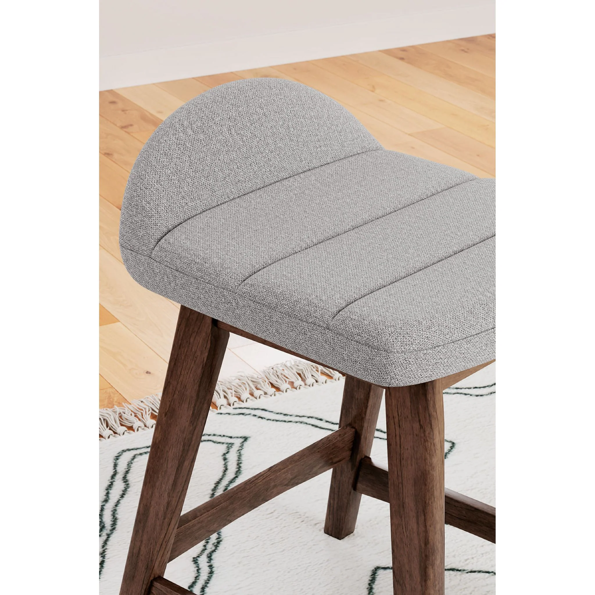Lyncott Counter Dining Set - Image 32