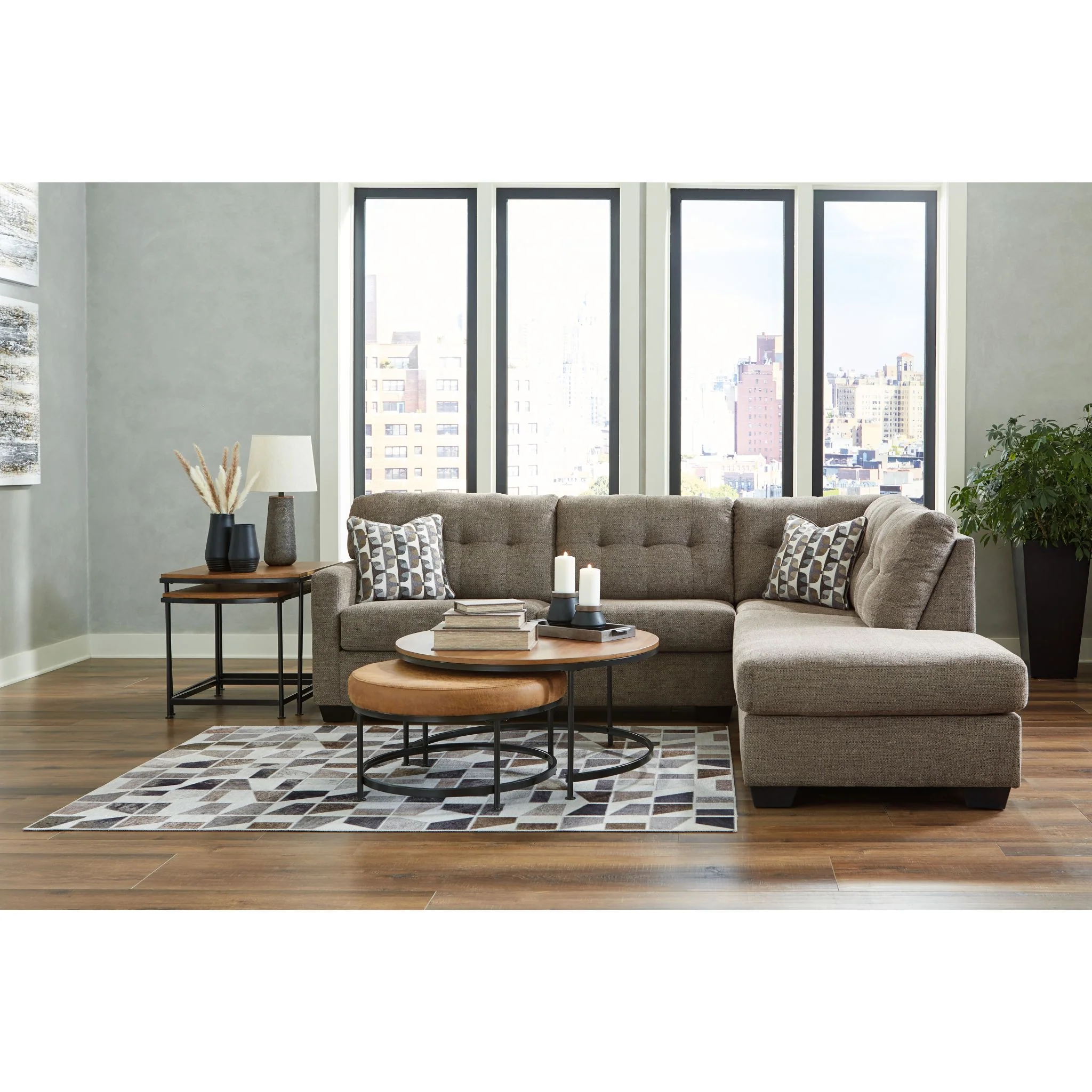 Mahoney 2 Piece Sectional with Chaise - Image 26