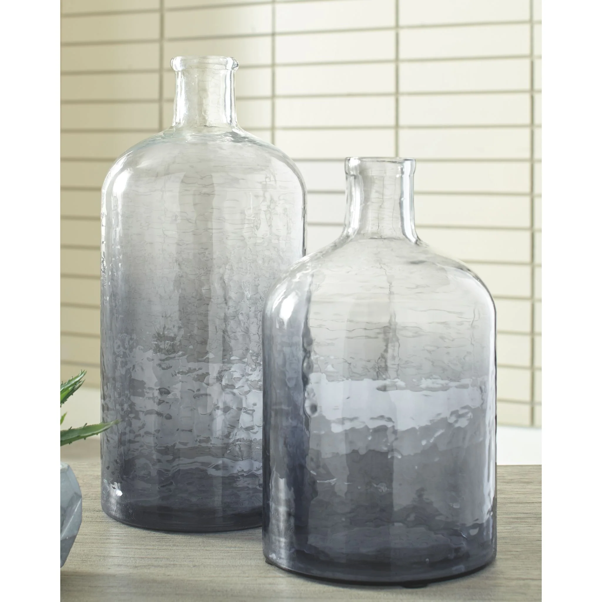 Maleah Vase - Image 2