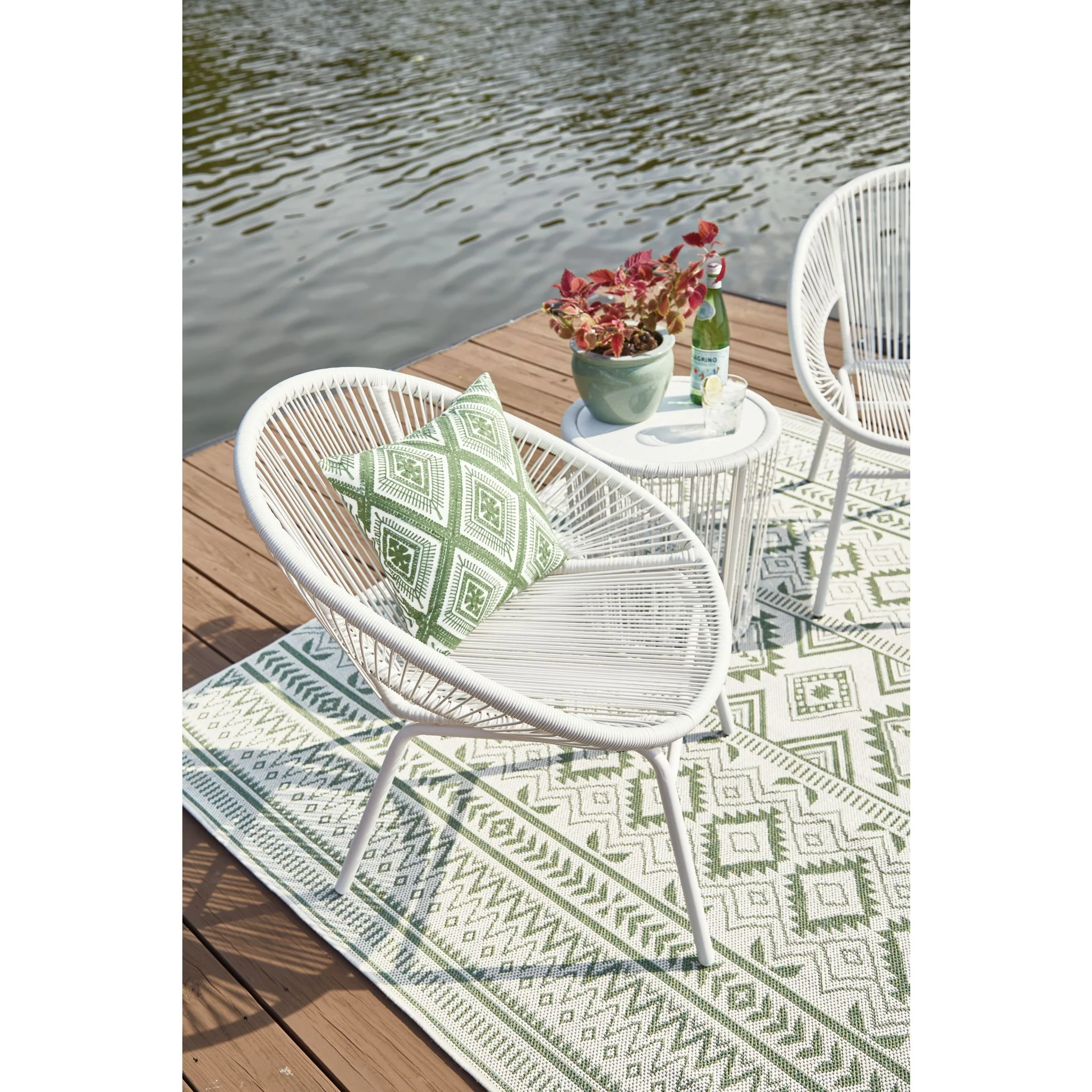 Mandarin Cape 3 Piece Outdoor Chat Set - White - Image 15