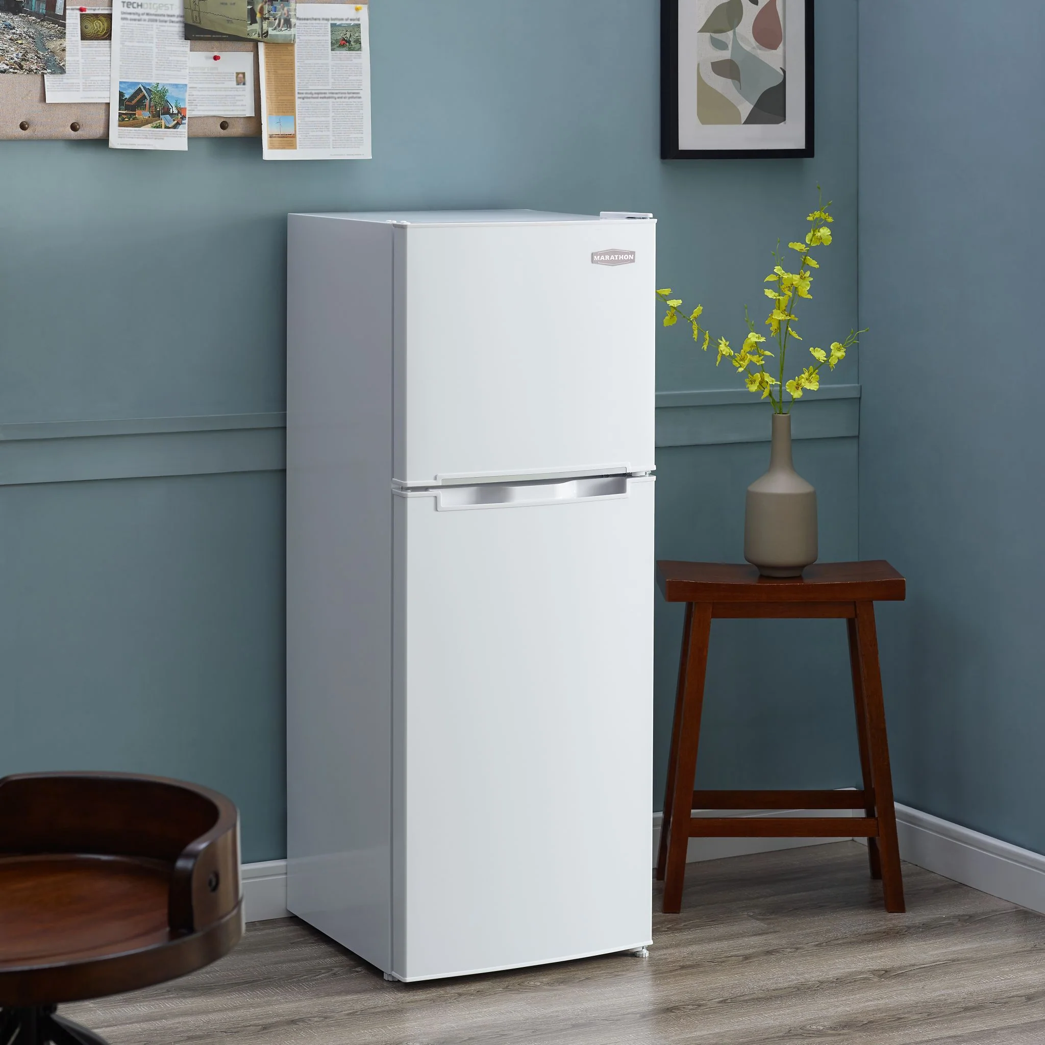Marathon Compact Fridge (MCR47W) - White - Image 4