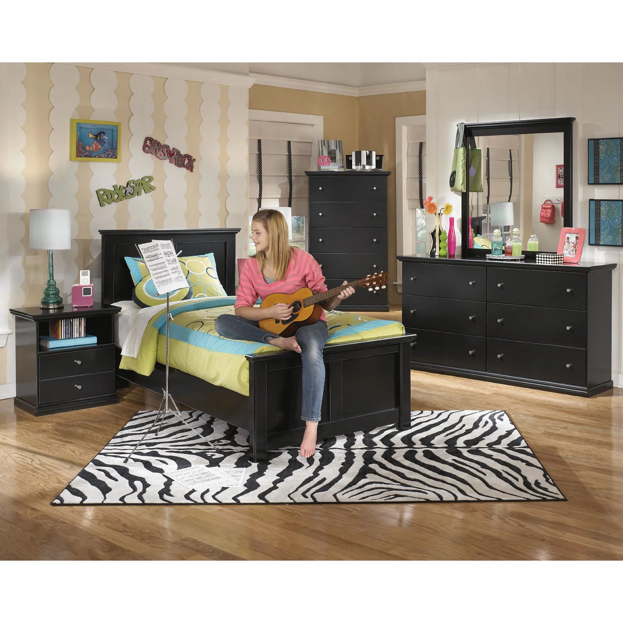 Maribel 6 Piece Twin Panel Bedroom - Black - Image 10