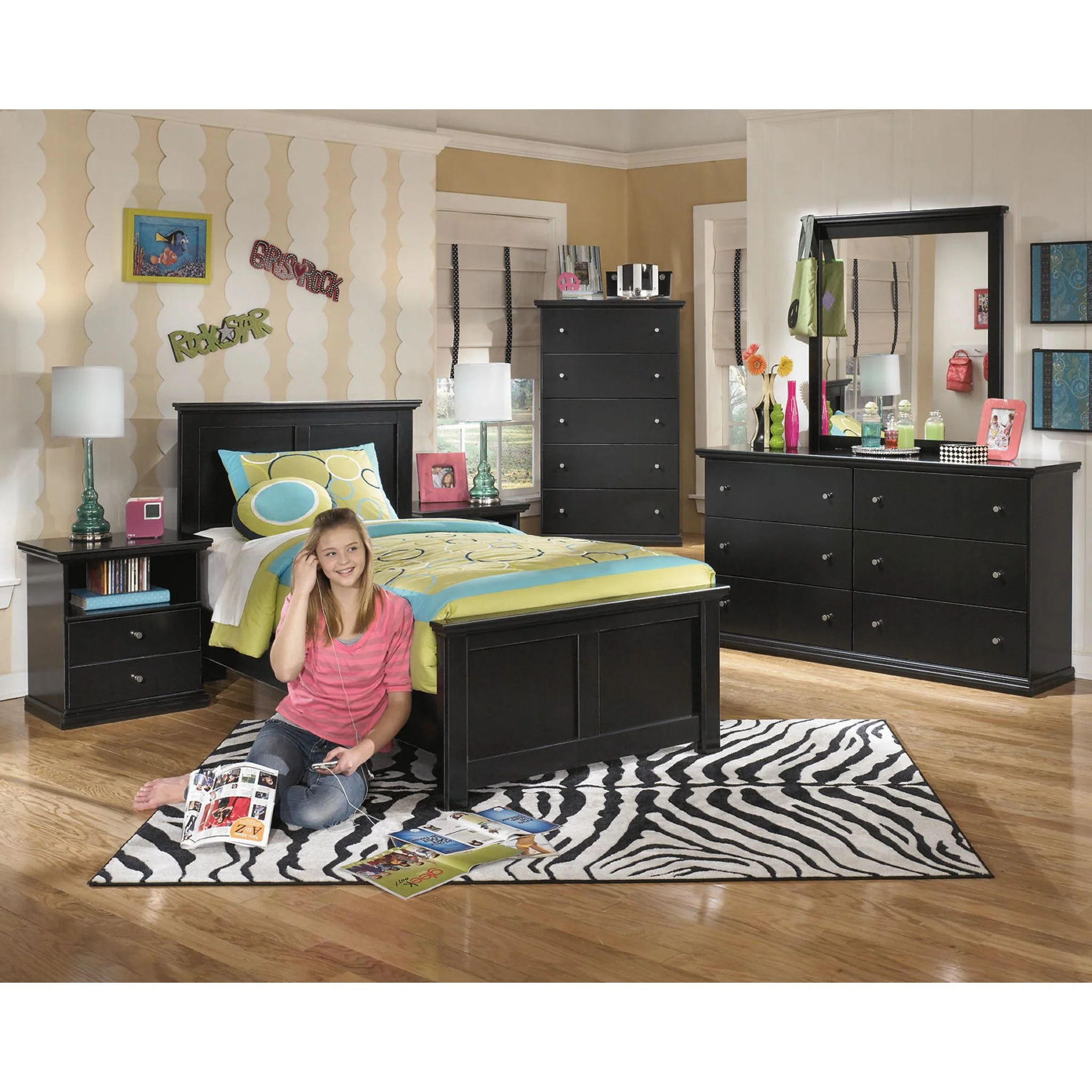 Maribel 6 Piece Twin Panel Bedroom - Black - Image 9