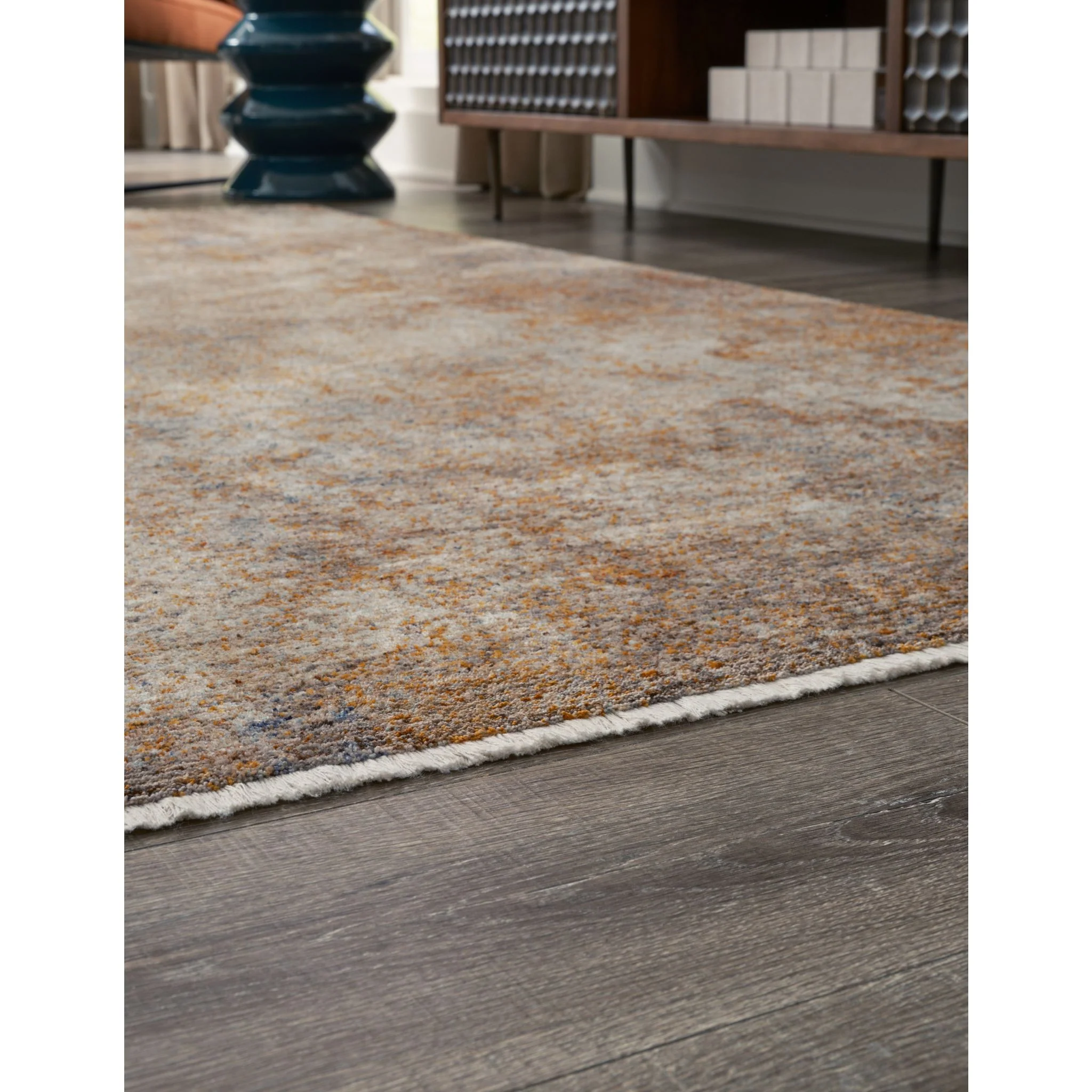 Mauville Area Rug - 8'x10' - Image 3