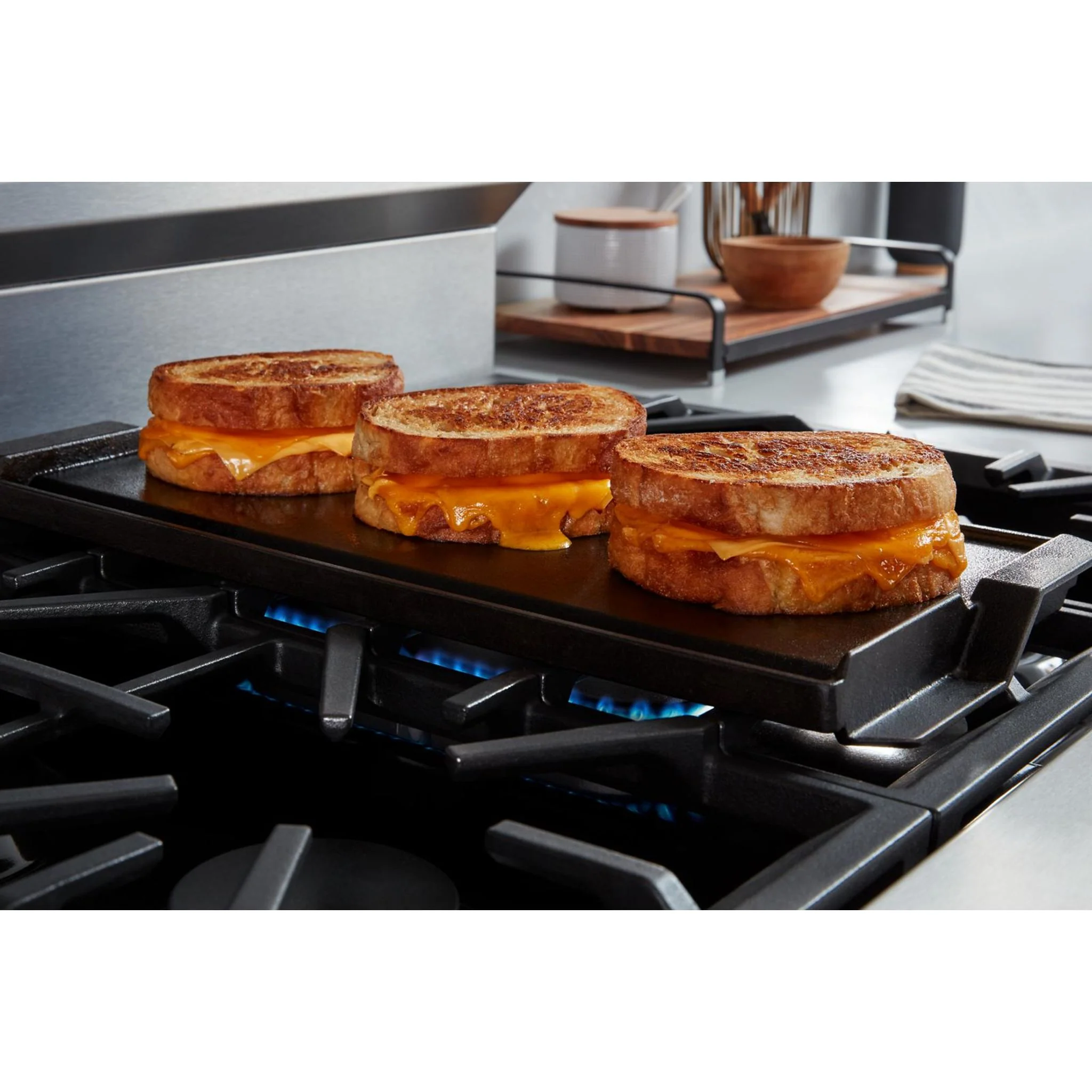 Maytag 30-Inch Wide Slide-In Gas Range with Grill Mode and No Preheat Air Fry - 5.0 Cu. Ft. -Fingerprint Resistant Stainless Steel (MSGS7030SZ) - Image 10