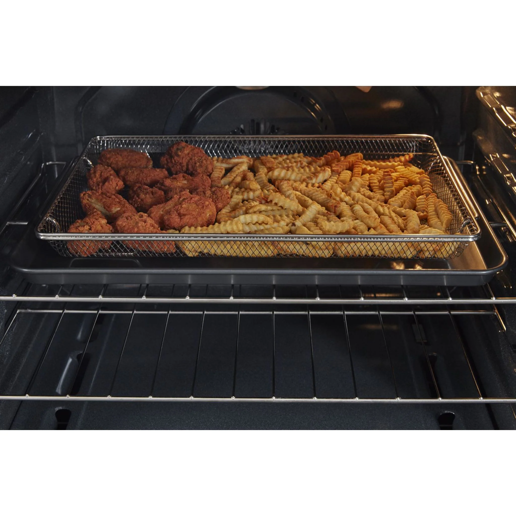 Maytag Gas Range with Air Fryer and Basket - 5.0 cu. ft. (MGR7700LZ) - Image 4
