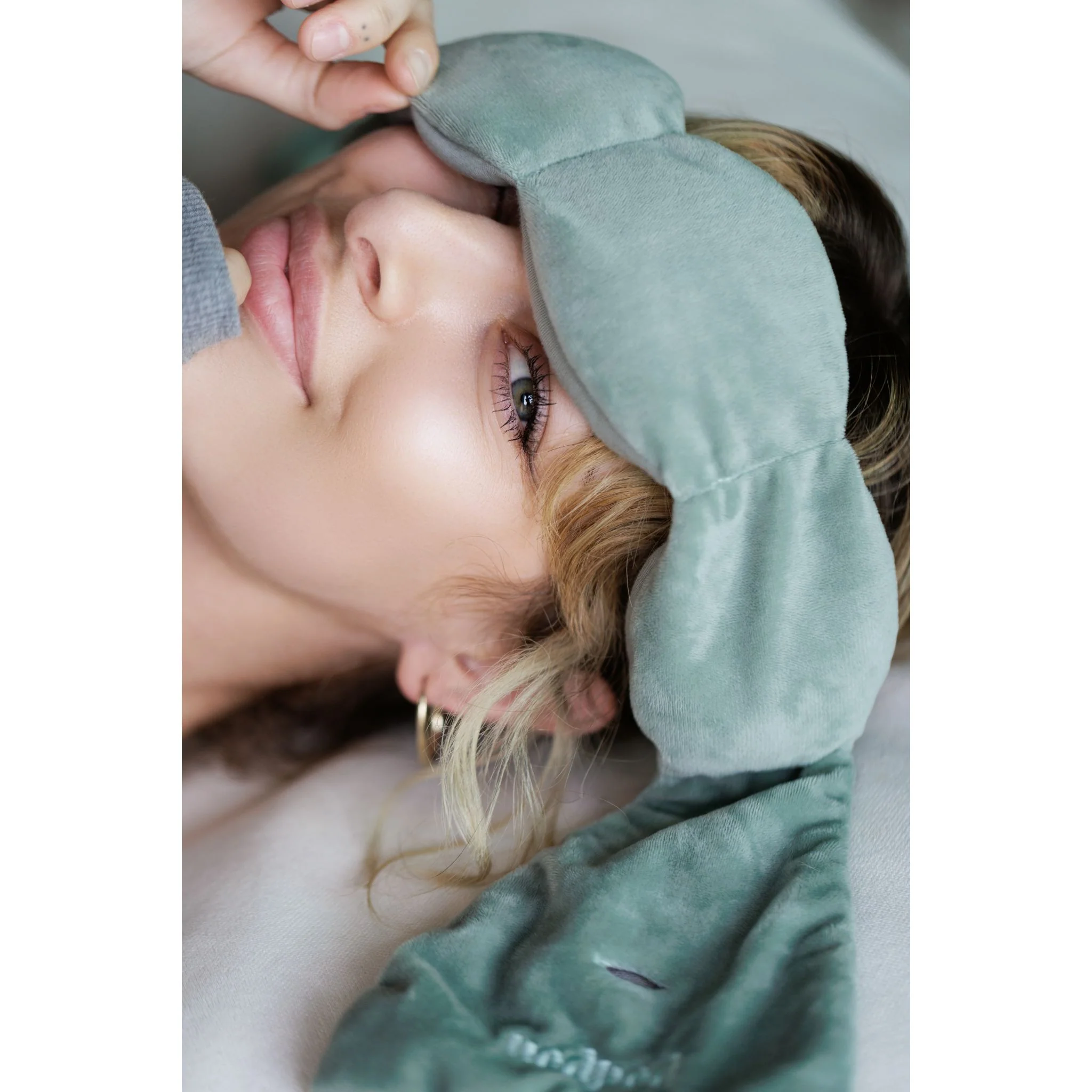 Nodpod weighted eye mask