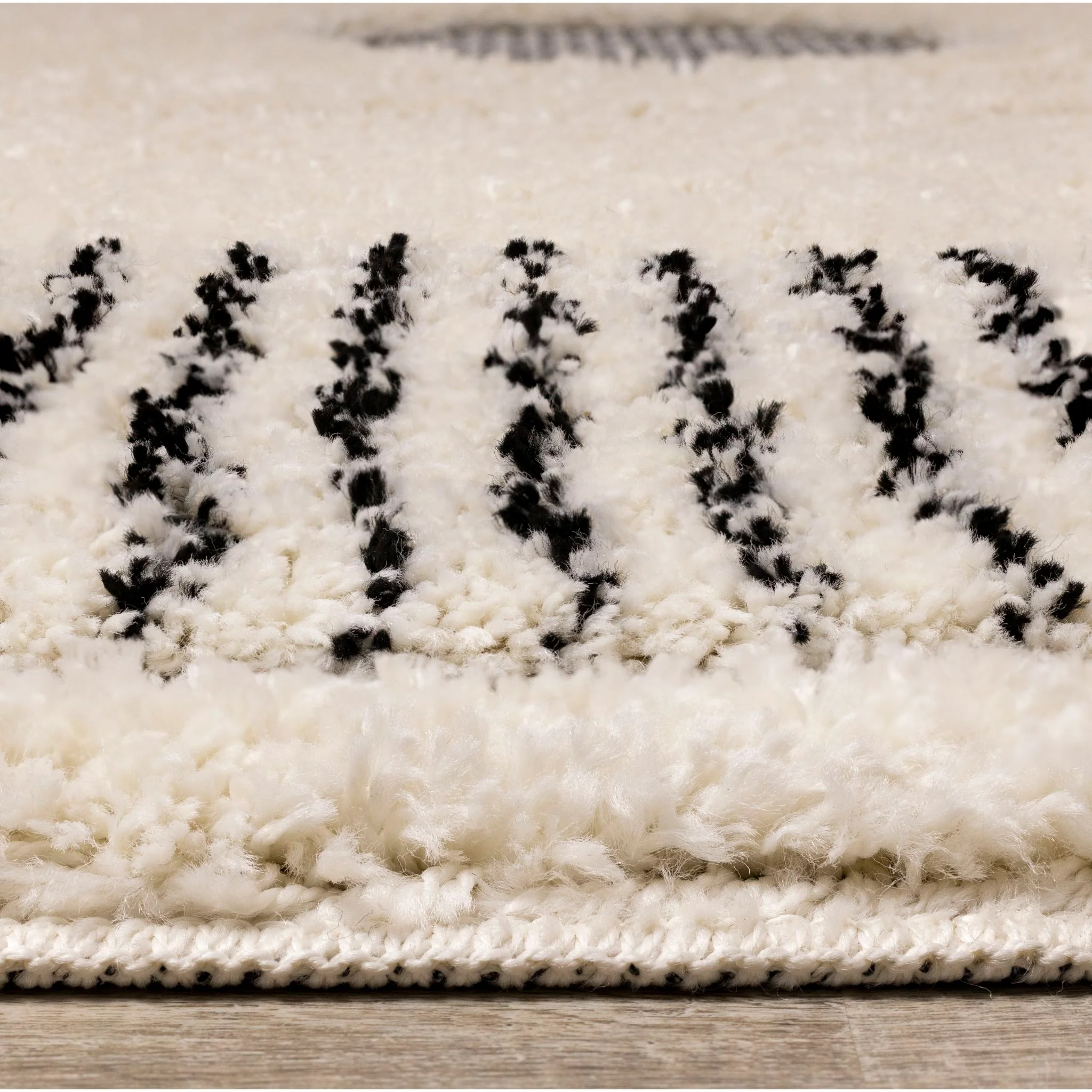 Novato Area Rug - Image 7