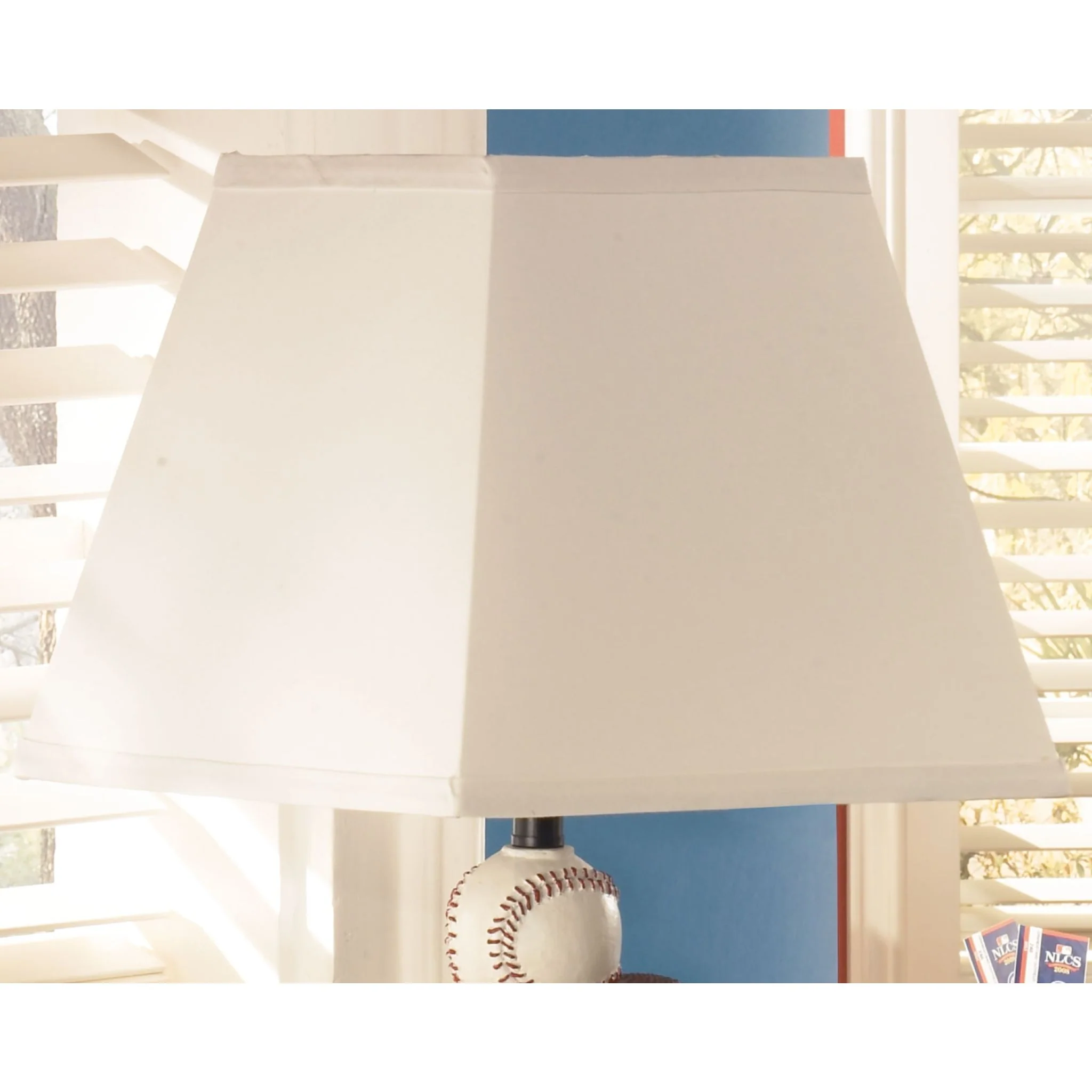 Nyx Table Lamp 23.63" - Image 10