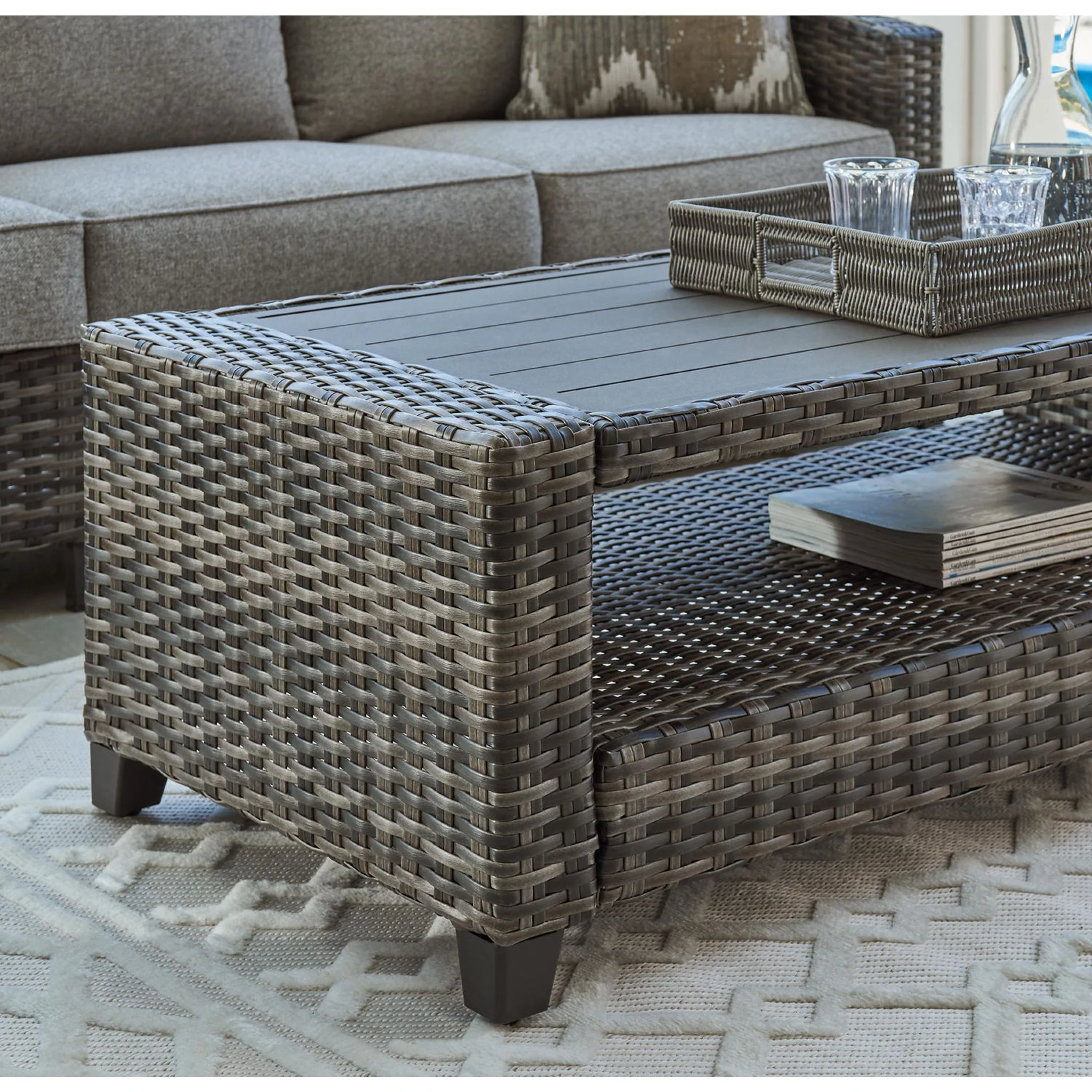 Oasis Court 4 Piece Outdoor Seating - Gray - Image 7