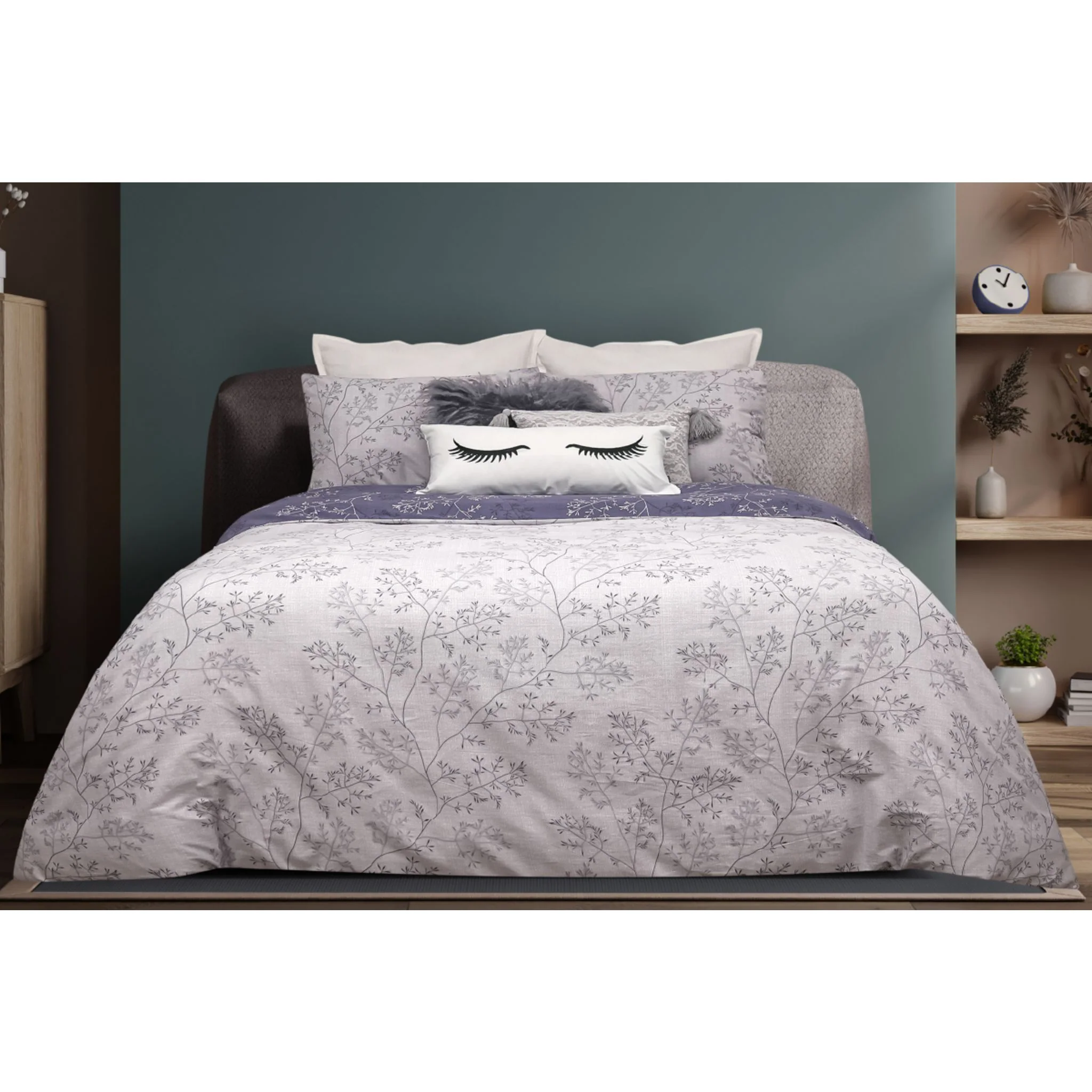 Oriana 3 Piece Duvet Set - Full/Queen