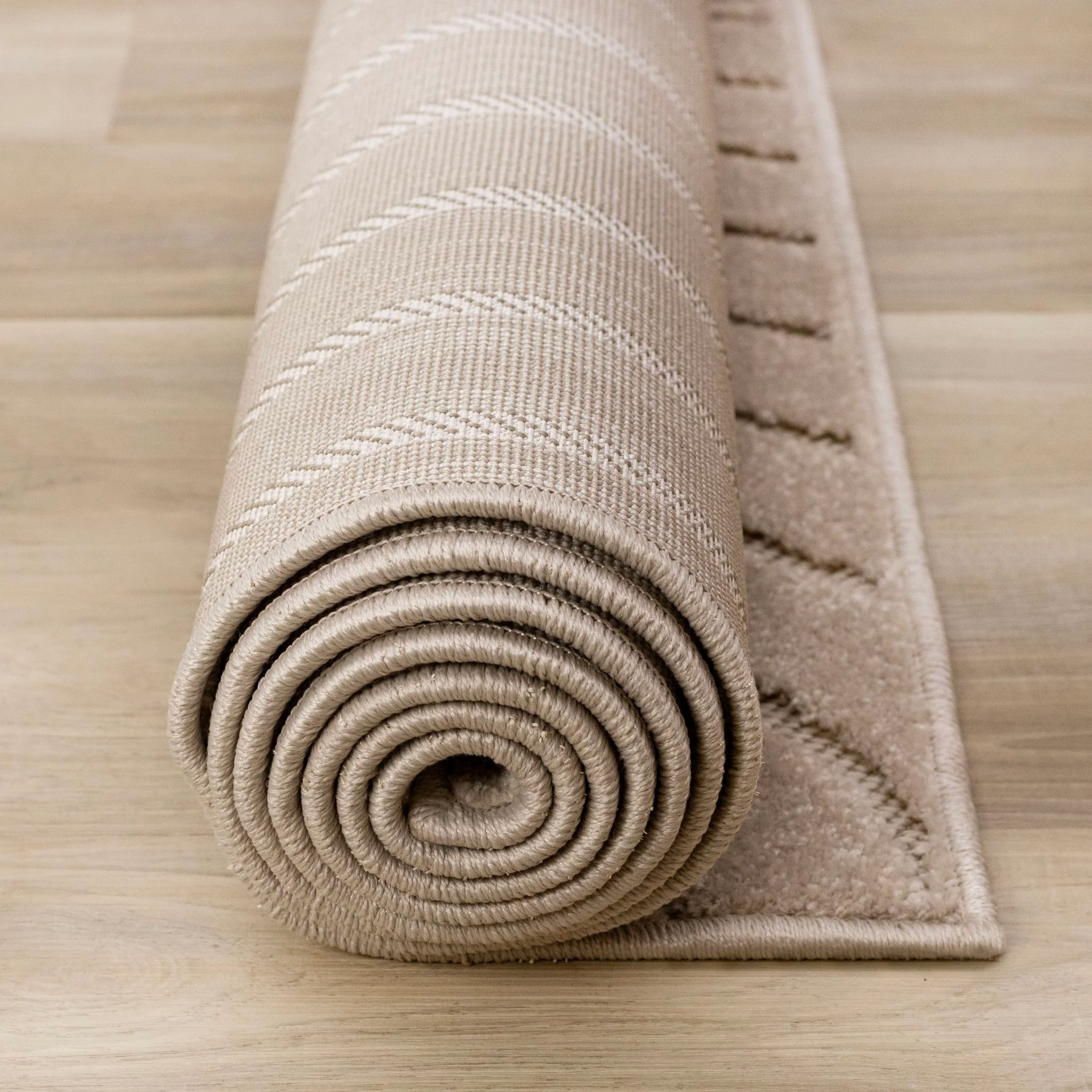 Oskar Area Rug - Image 26