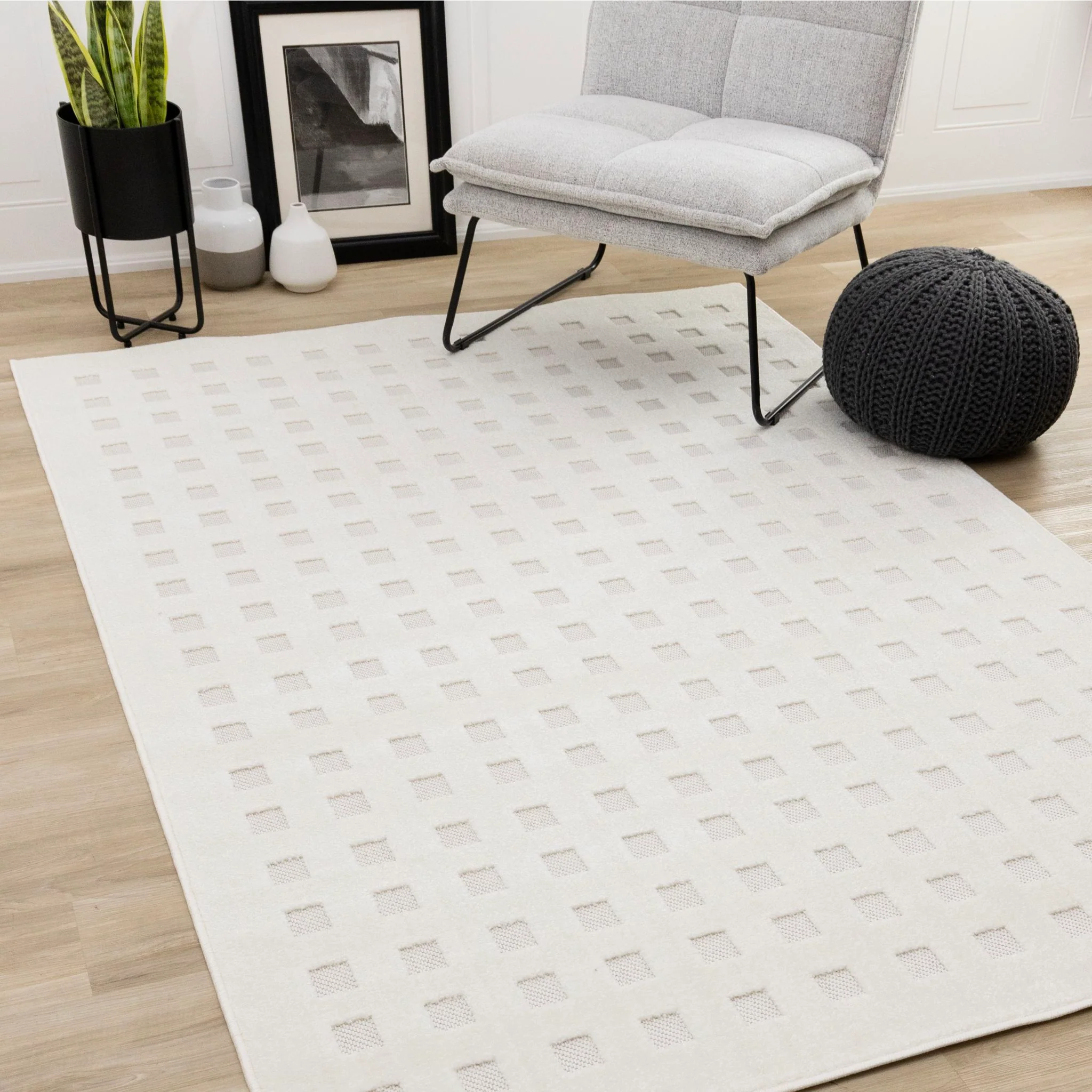 Oskar Area Rug - Image 15