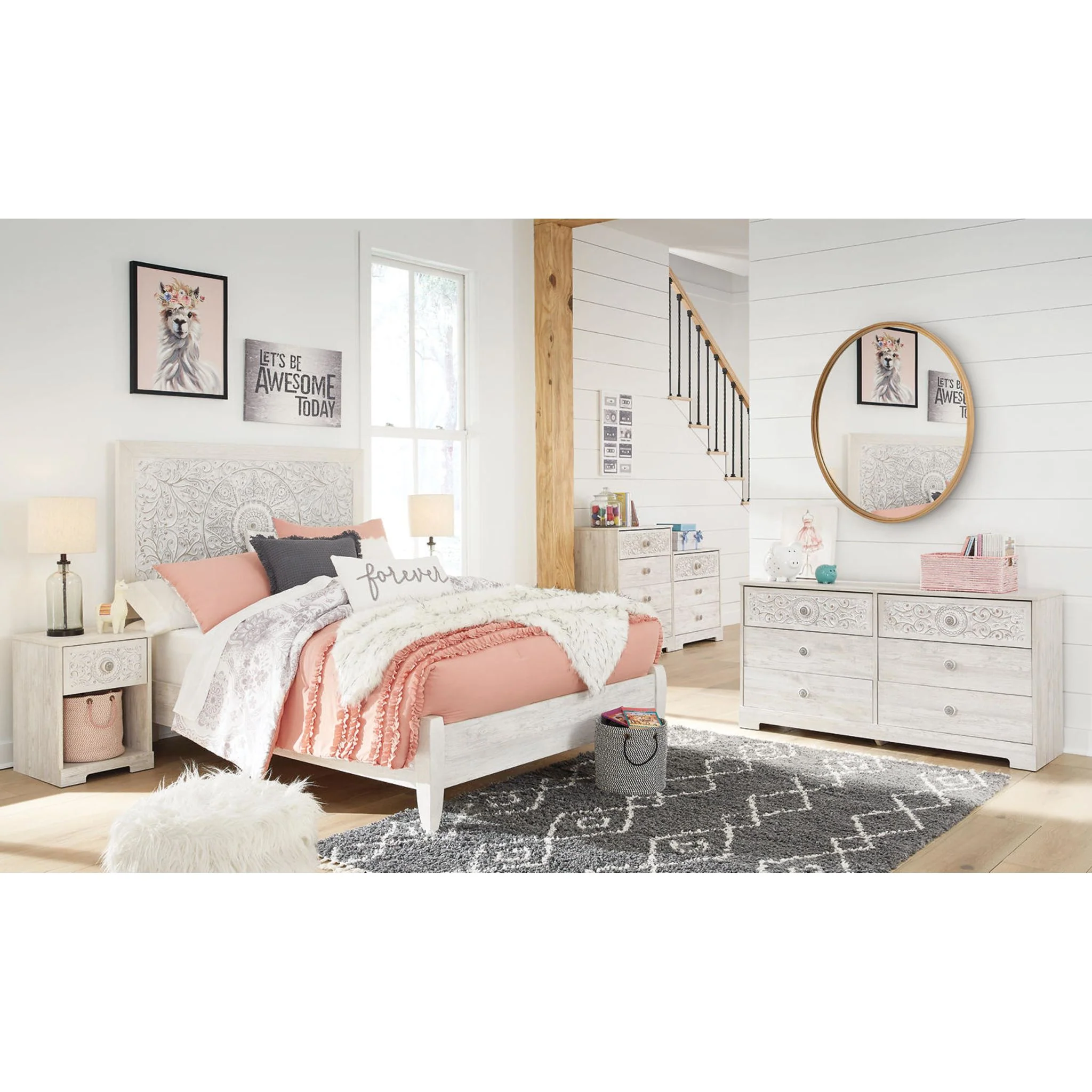 Paxberry Dresser - Whitewash - Image 9