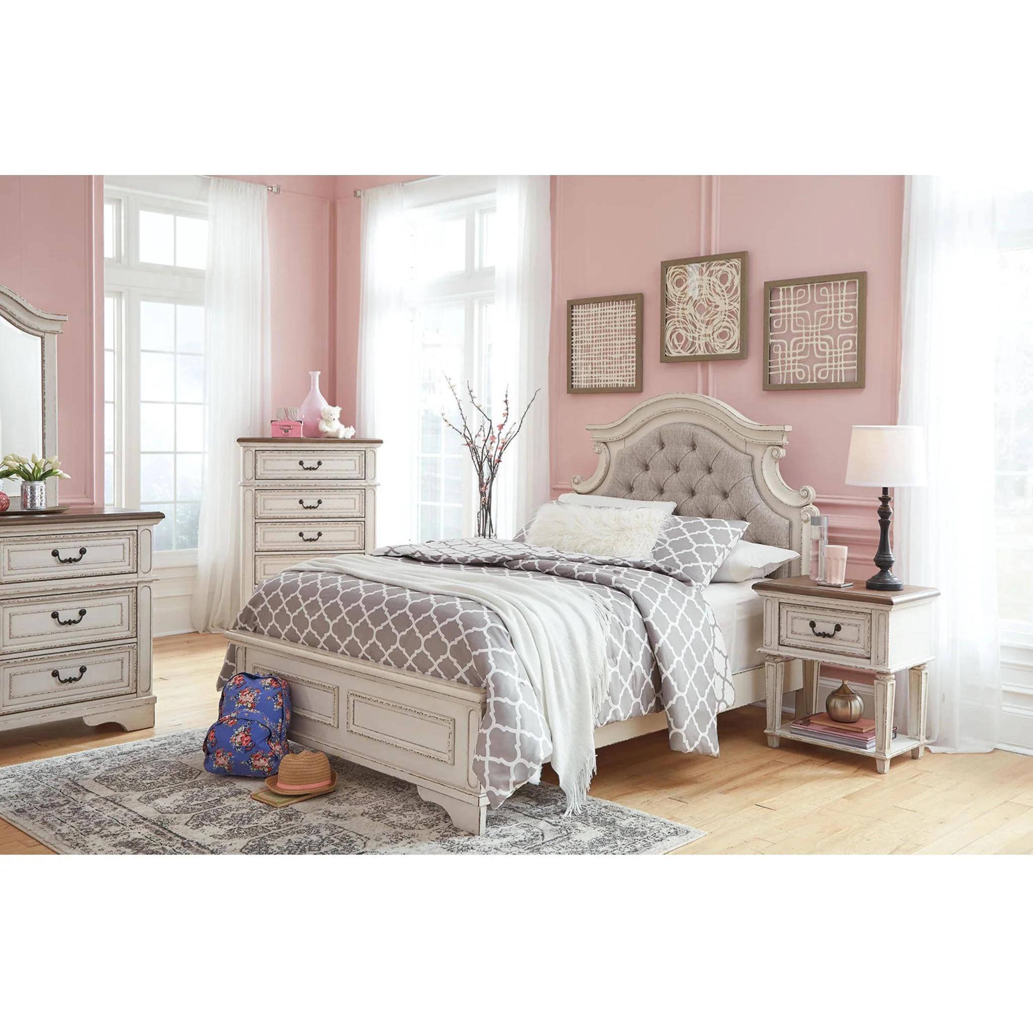 Realyn Full Panel Bed - Chipped White - Image 27