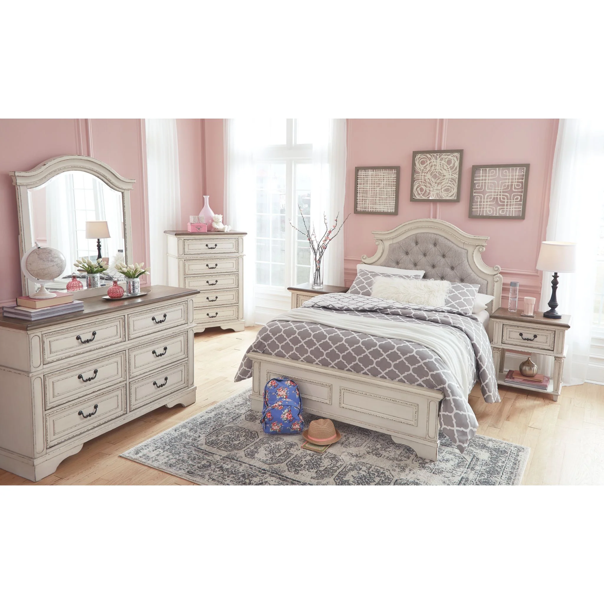 Realyn Full Panel Bed - Chipped White - Image 7