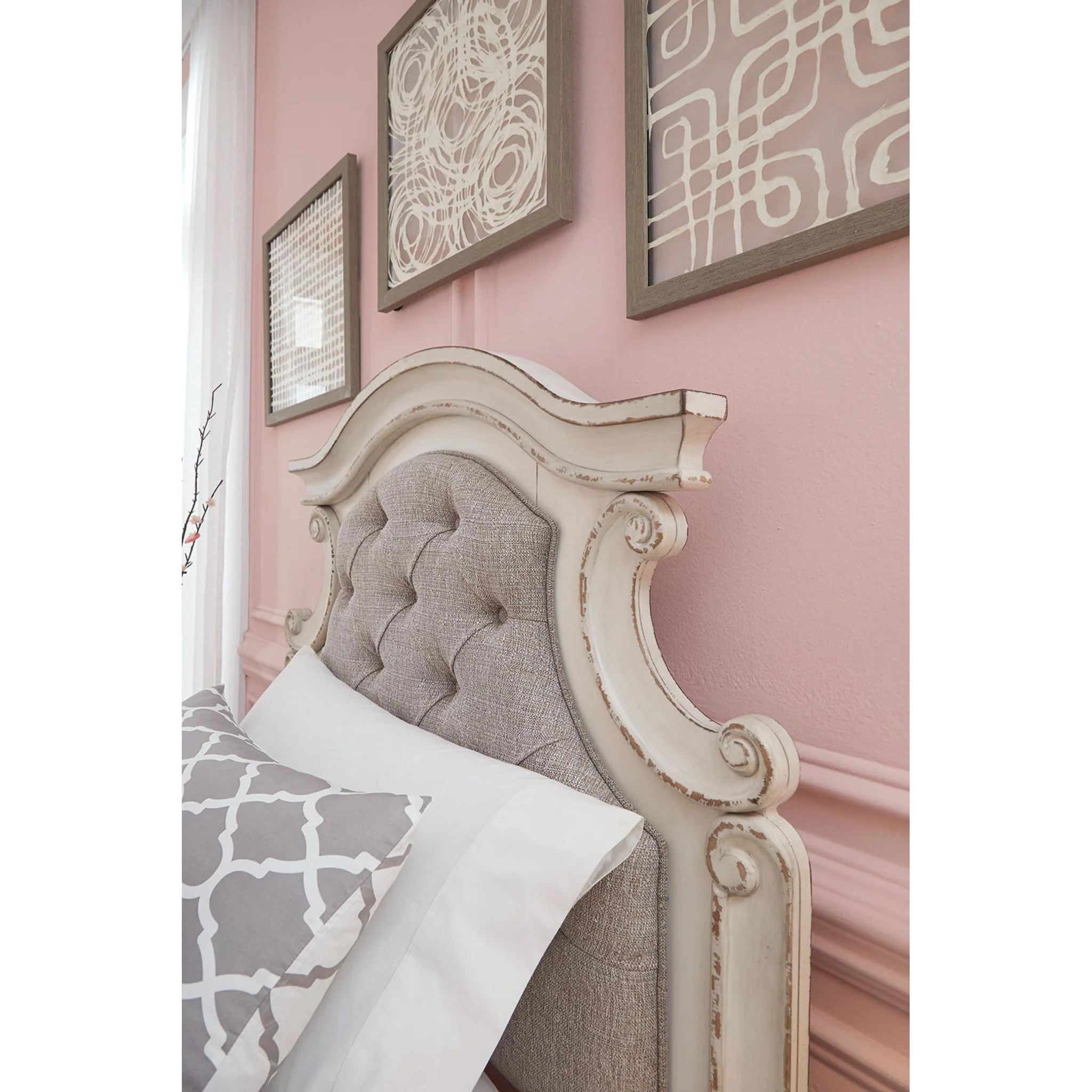 Realyn Panel Bed - White - Image 46