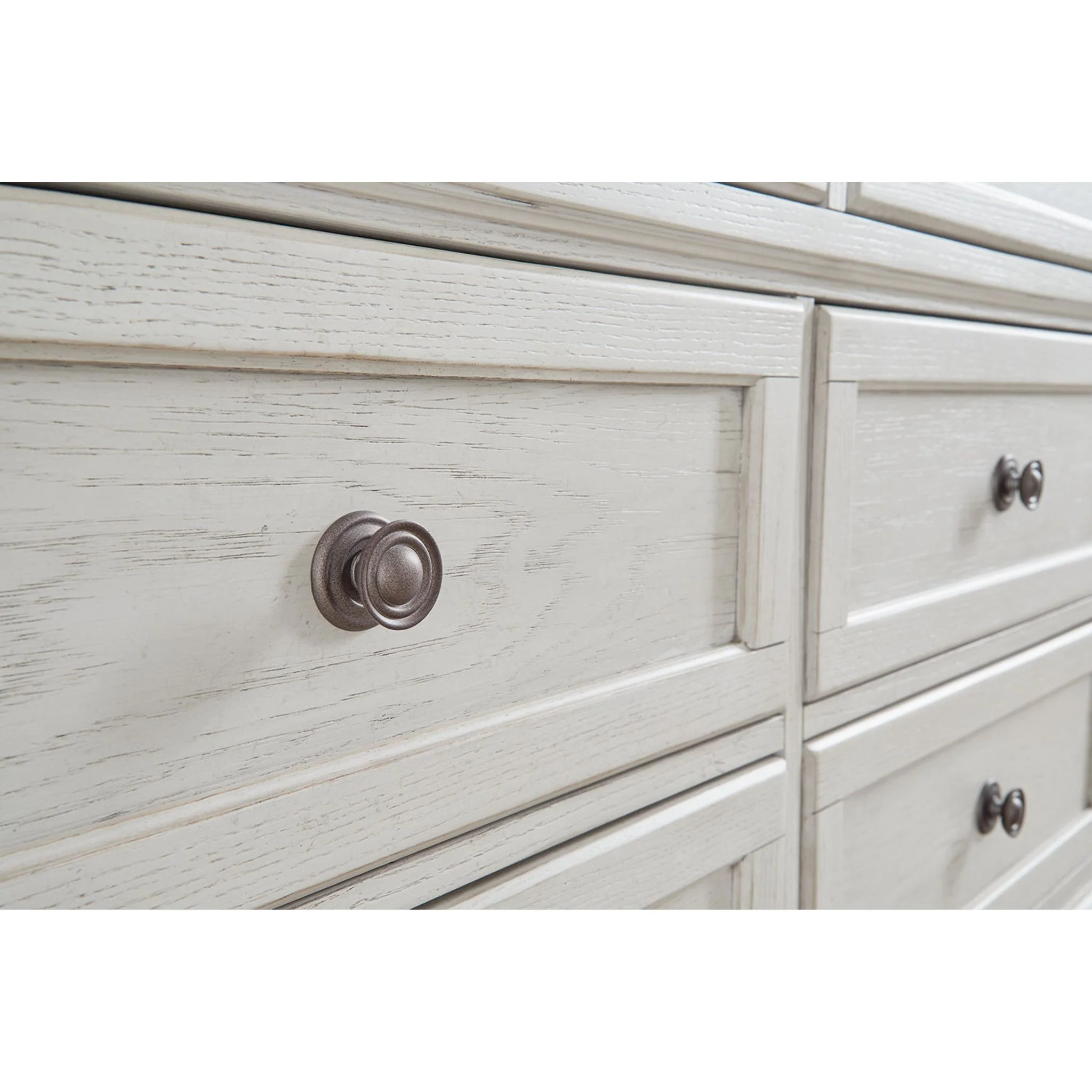 Robbinsdale Dresser - Antique White - Image 18