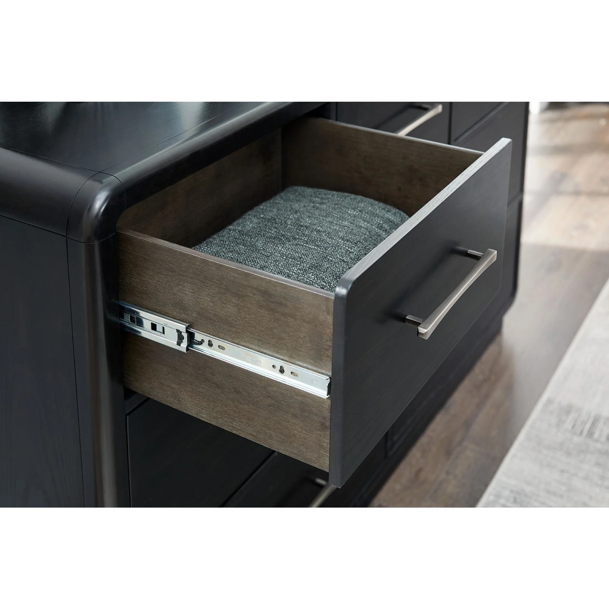Rowanbeck Chest - Black - Image 54