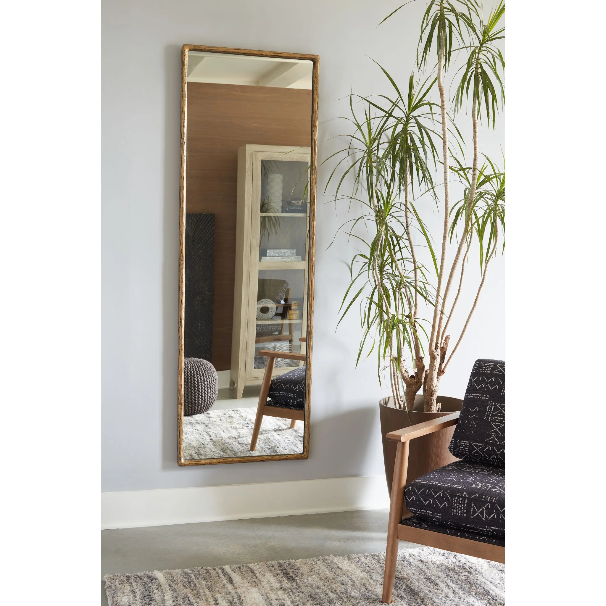 Ryandale Mirror 24.00" x 72.00" - Image 2