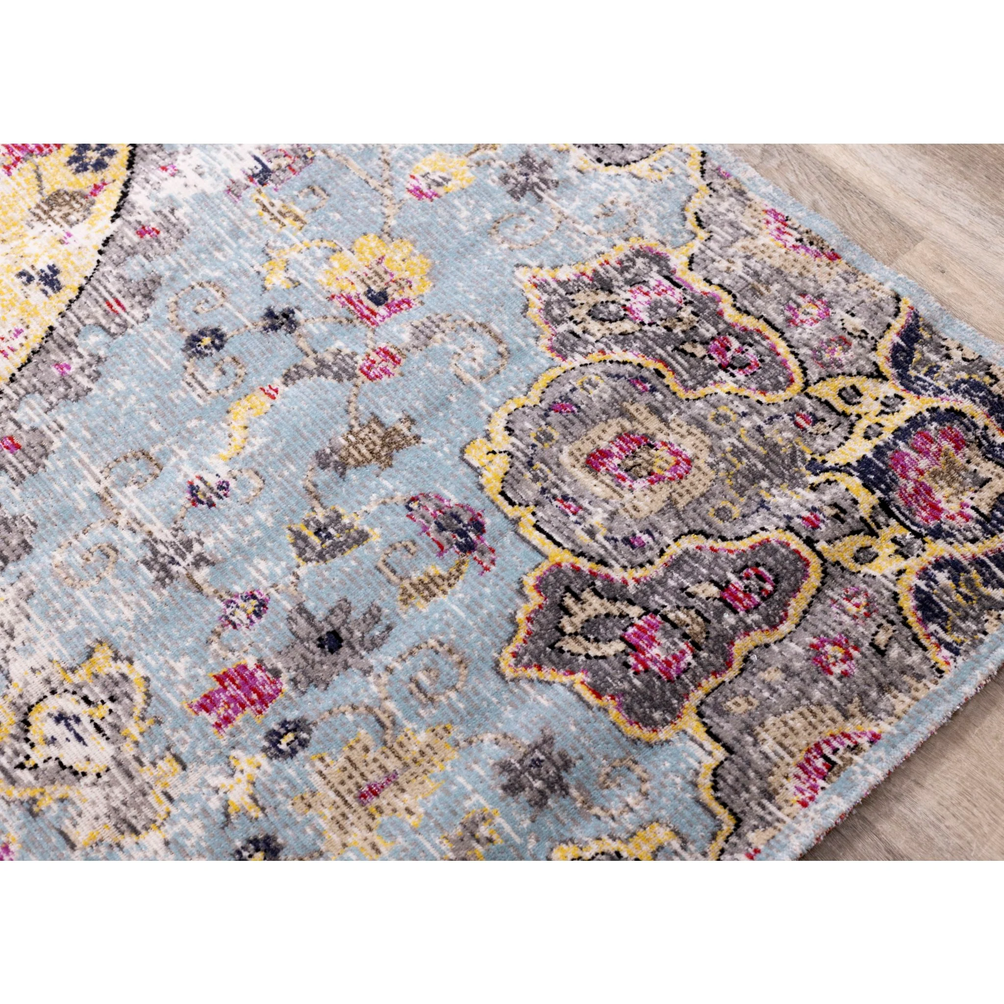Sara Area Rug - 5'x8' - Image 3