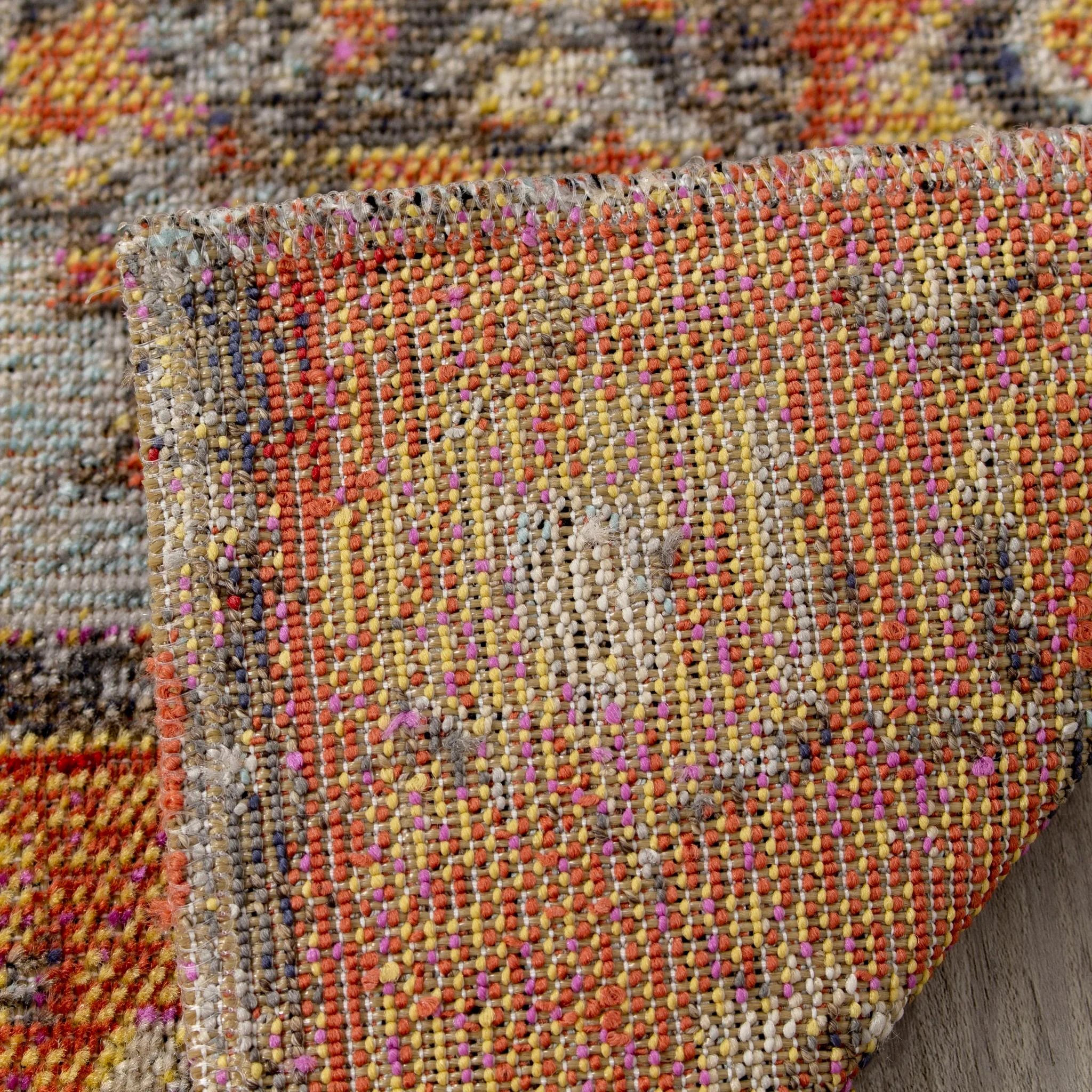 Sara Area Rug - 5'x8' - Image 7