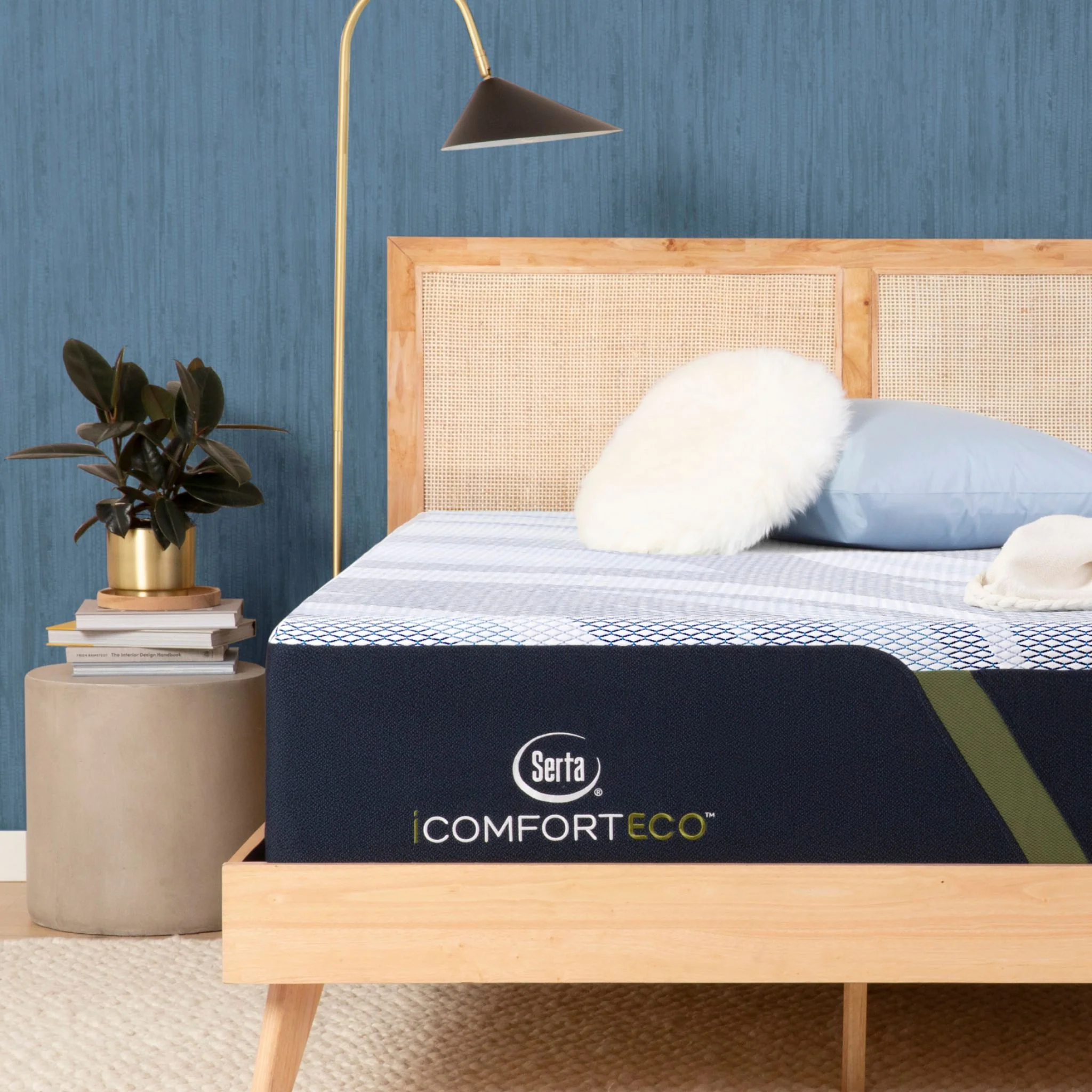 Serta iComfort 3 Snowflake 13.5" Plush Mattress - Image 4