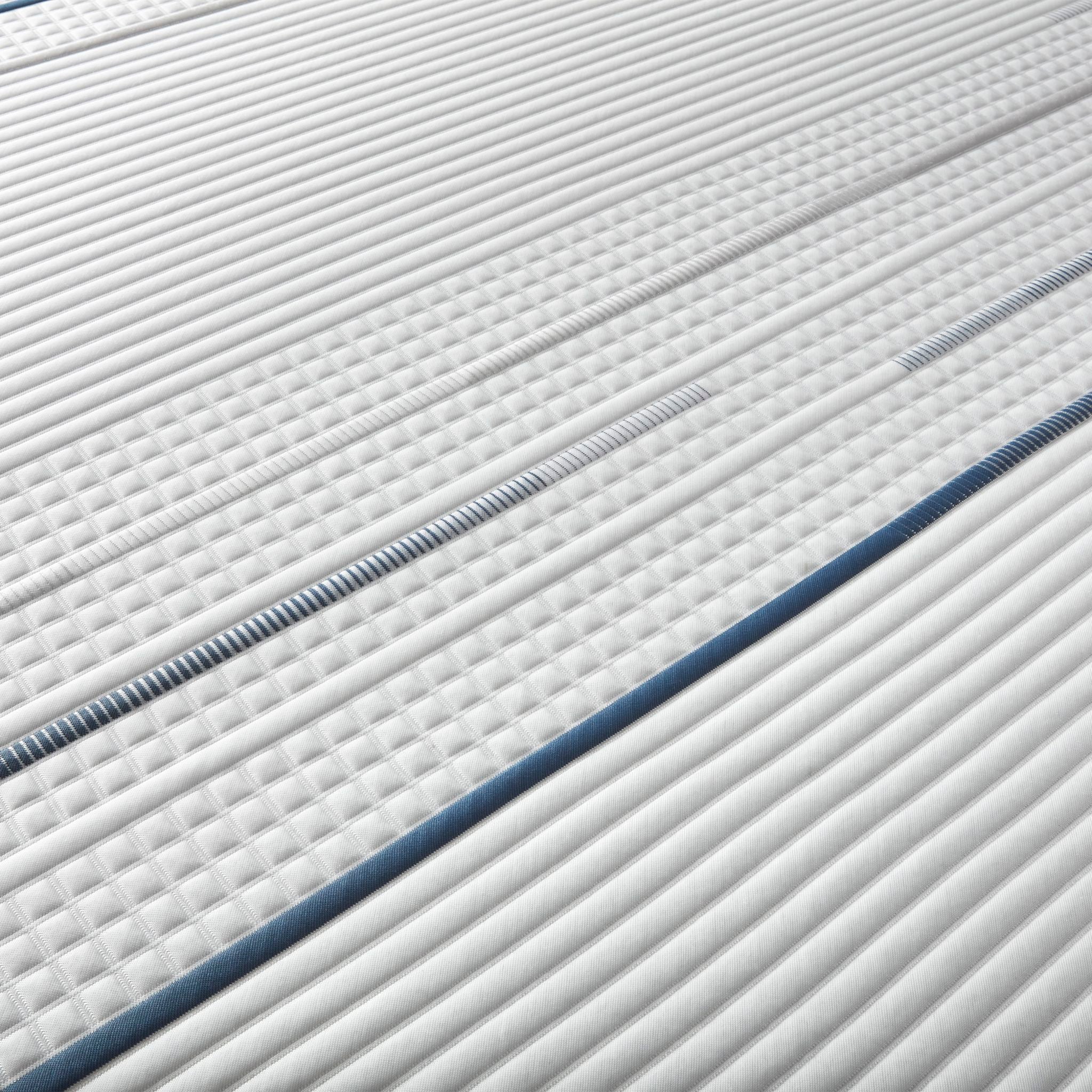 Serta iComfort 3 Snowflake Memory Foam 12 inch Mattress - Image 5