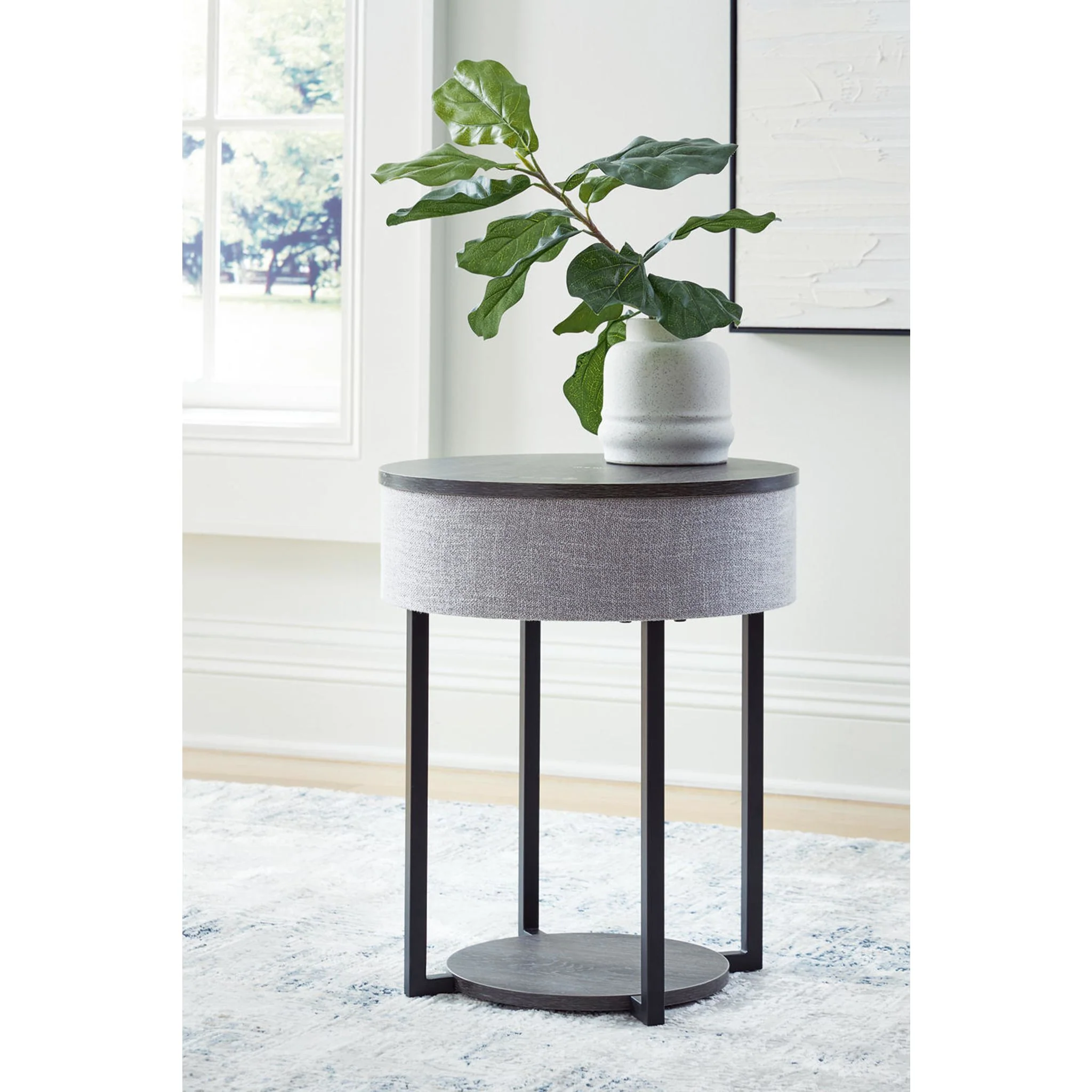 Sethlen Accent Table - Gray/Black - Image 12