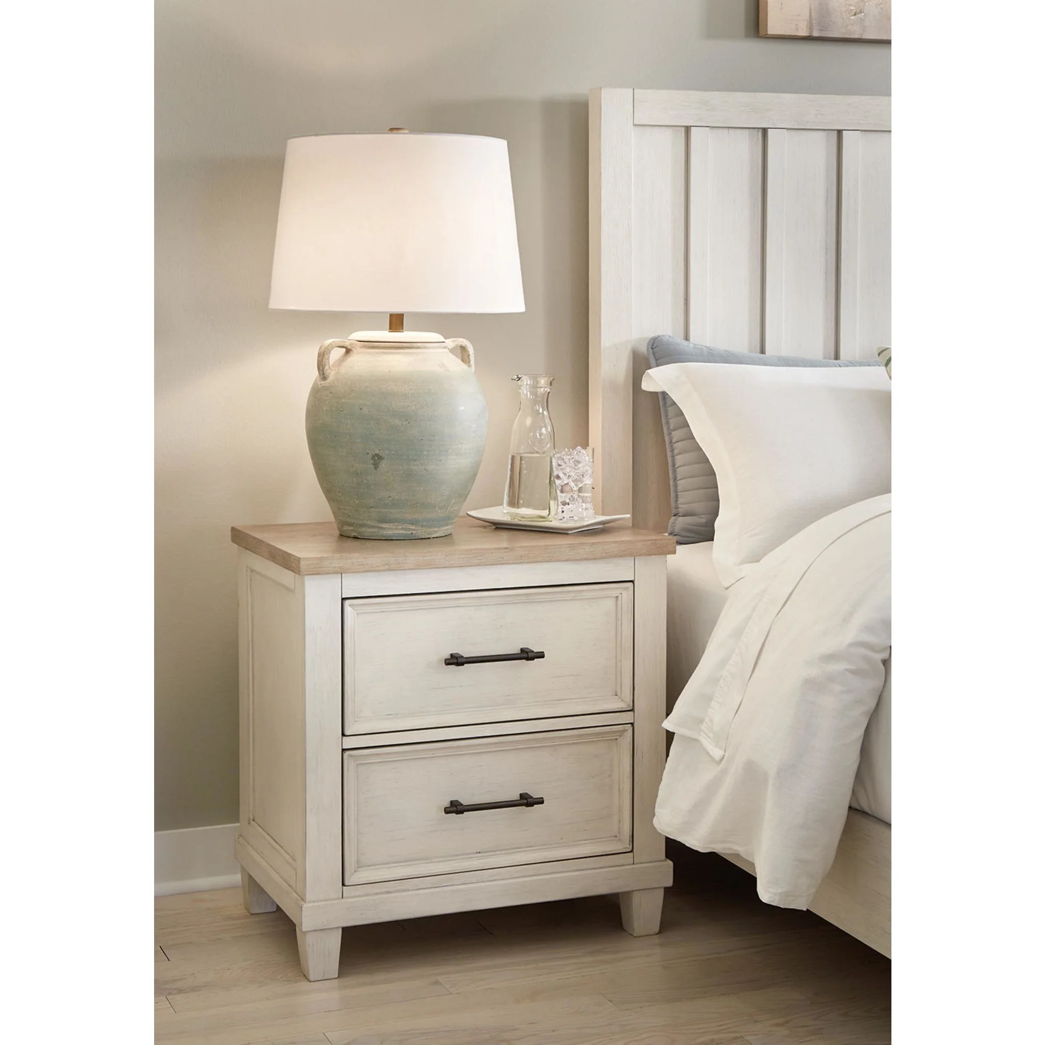 Shaybrock 6 Piece Panel Bedroom - Antique White - Image 18
