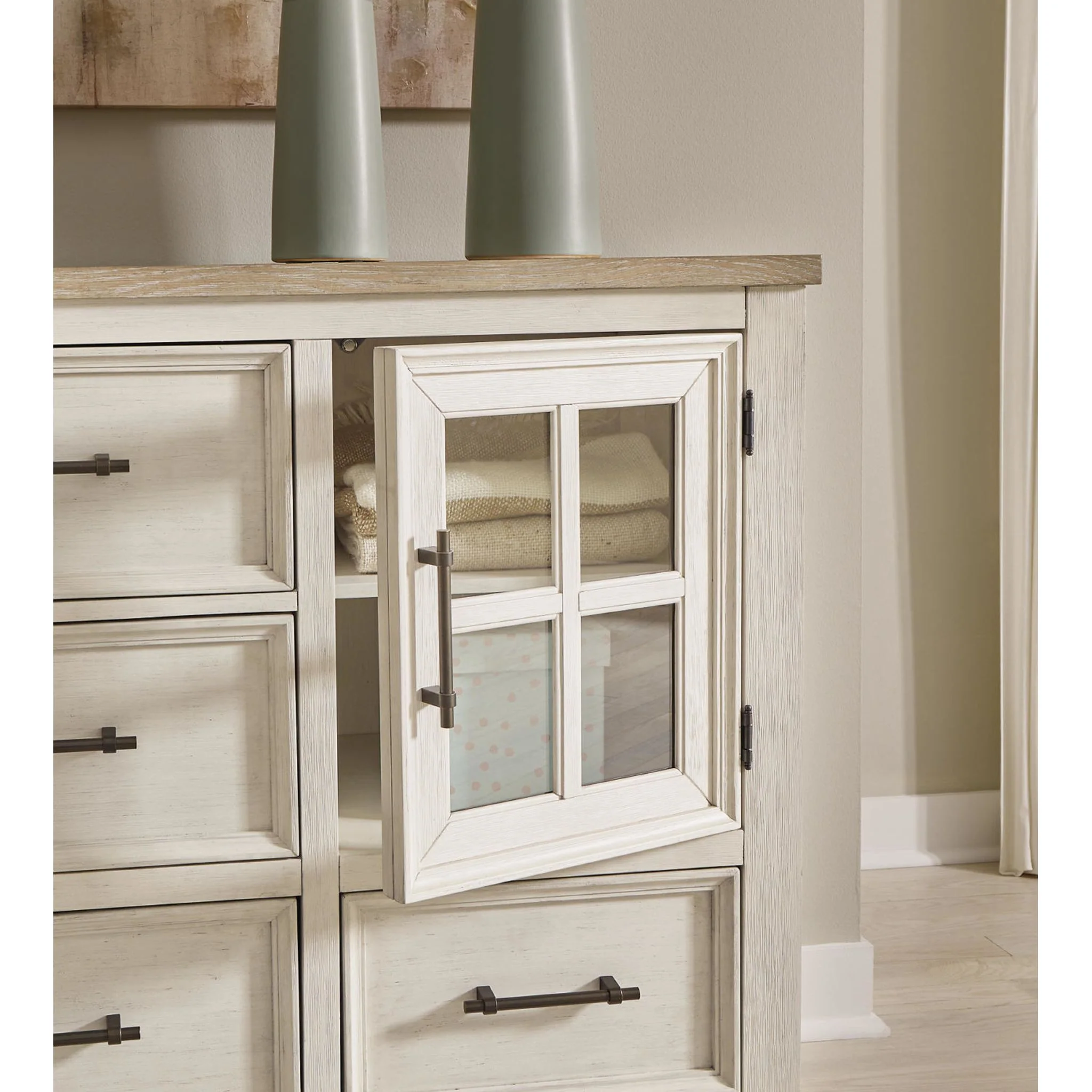 Shaybrock Dresser - Antique White/Brown - Image 4