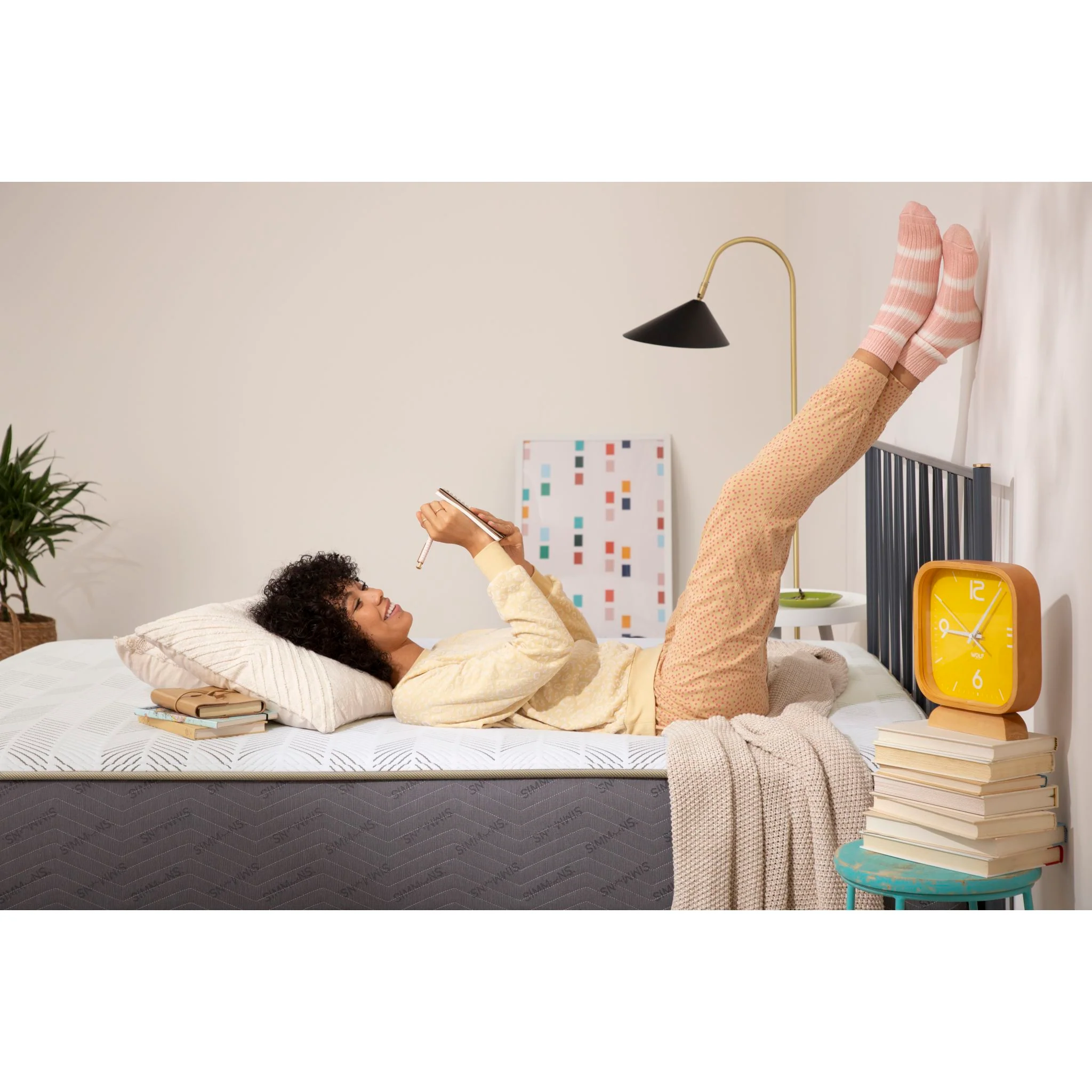 Simmons Deep Sleep 10" Tight Top Mattress - Image 4