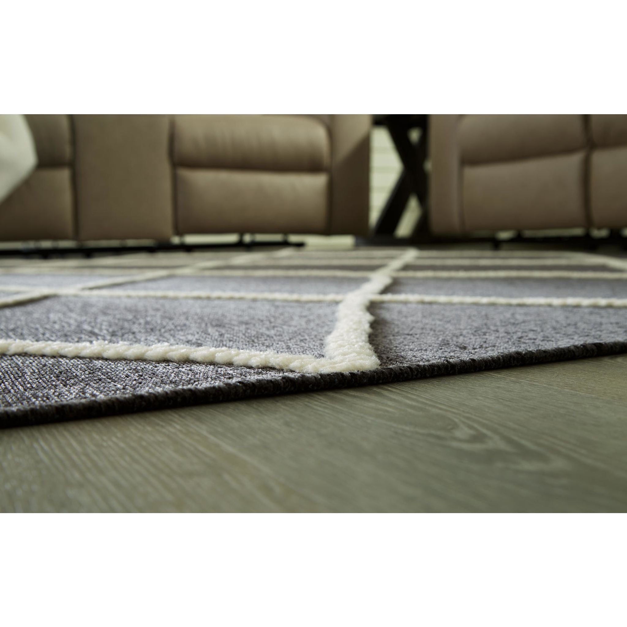 Stardo Area Rug - 5'x7' - Image 2