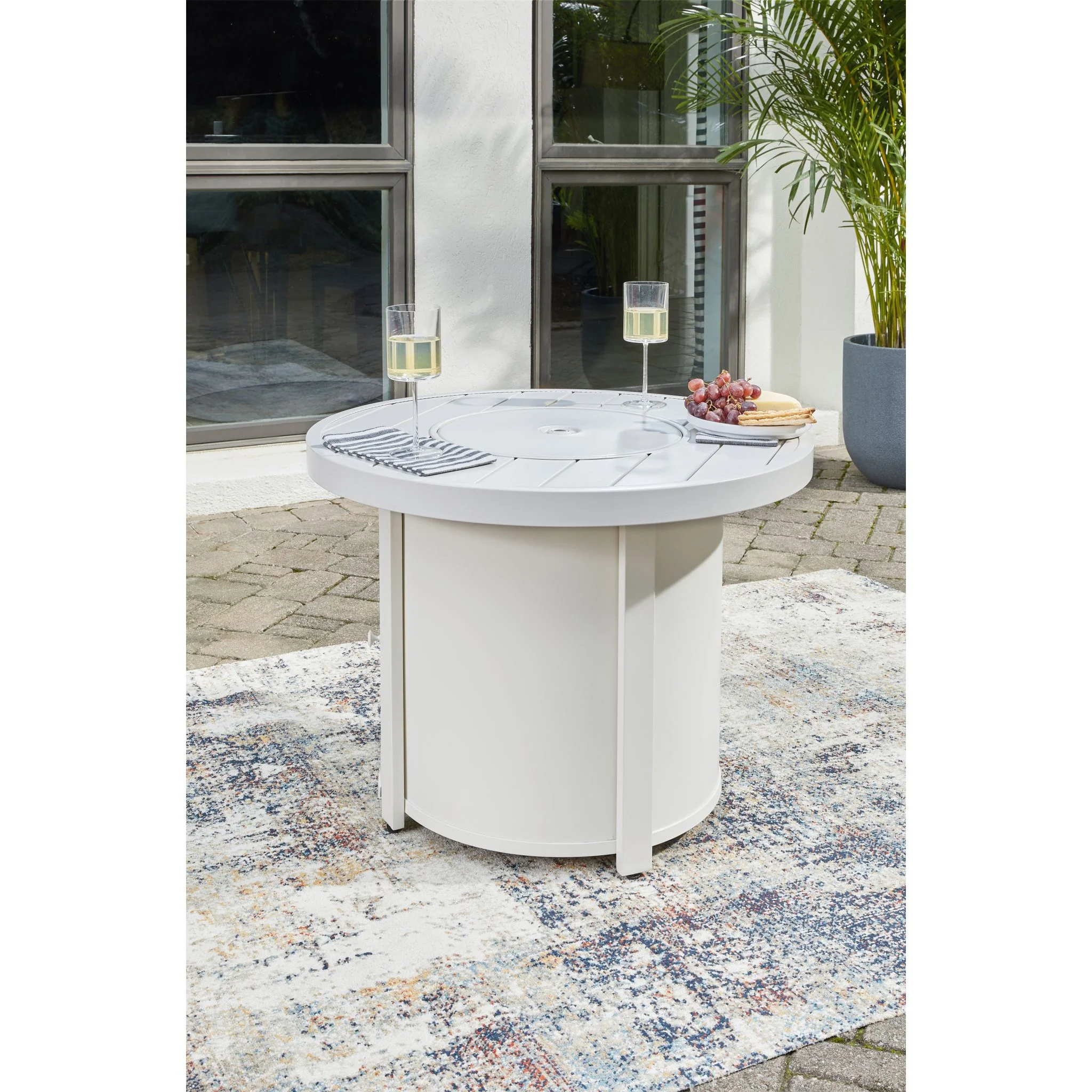 Outdoor Sundown Treasure Fire Pit Table White - Image 6