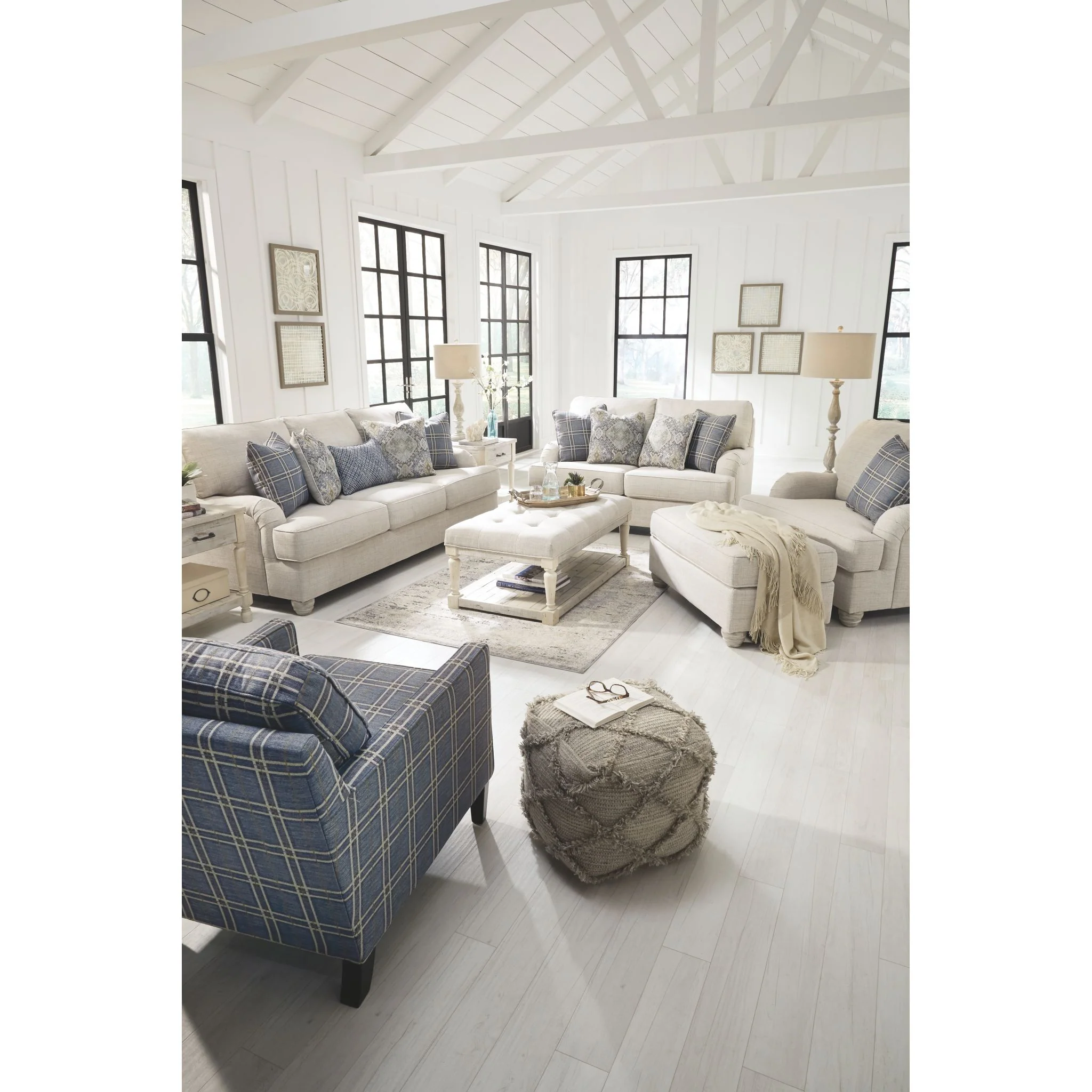 Traemore Loveseat - Linen - Image 8