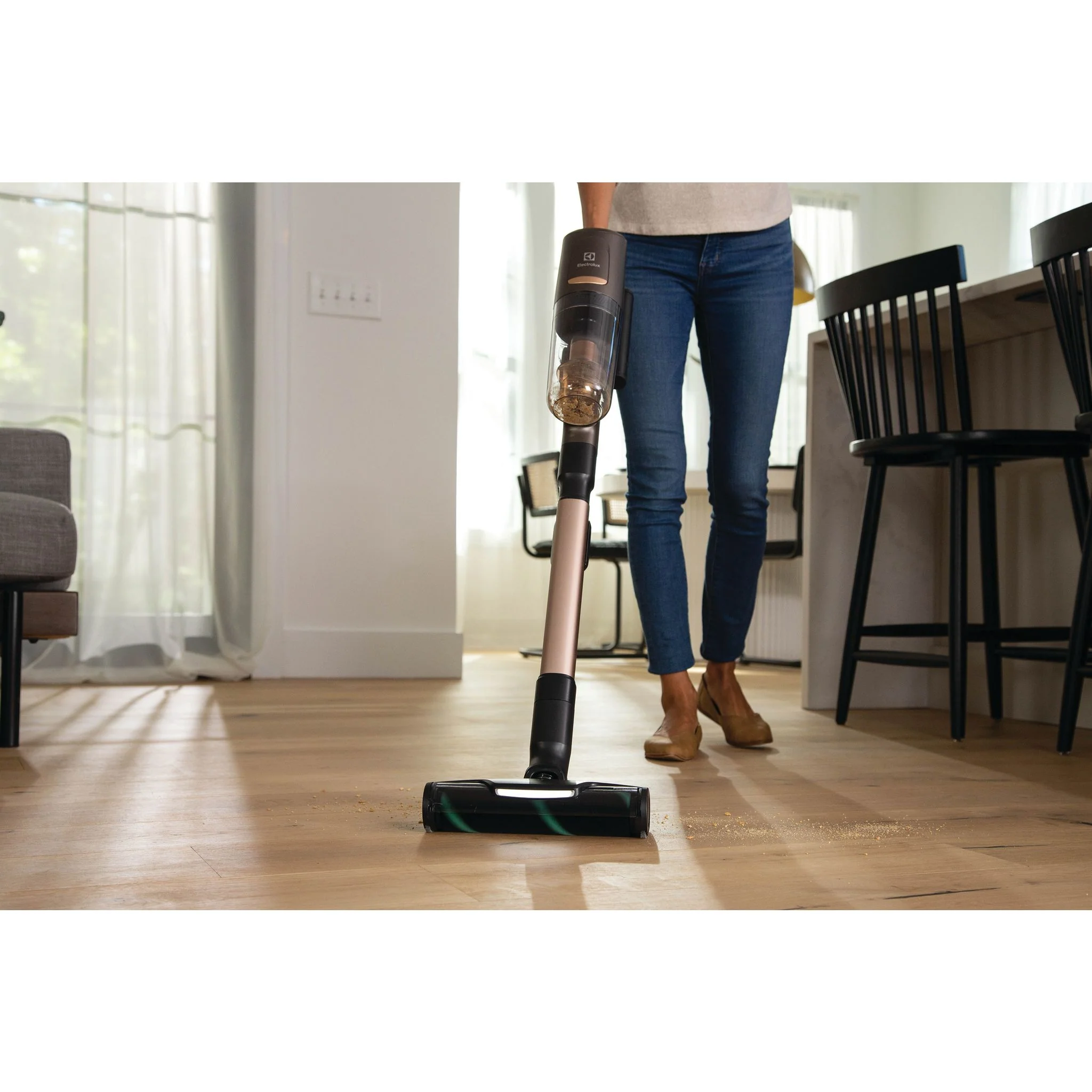 Electrolux Ultimate800 Complete Home Vacuum (EHVS85W3AM) - Image 11