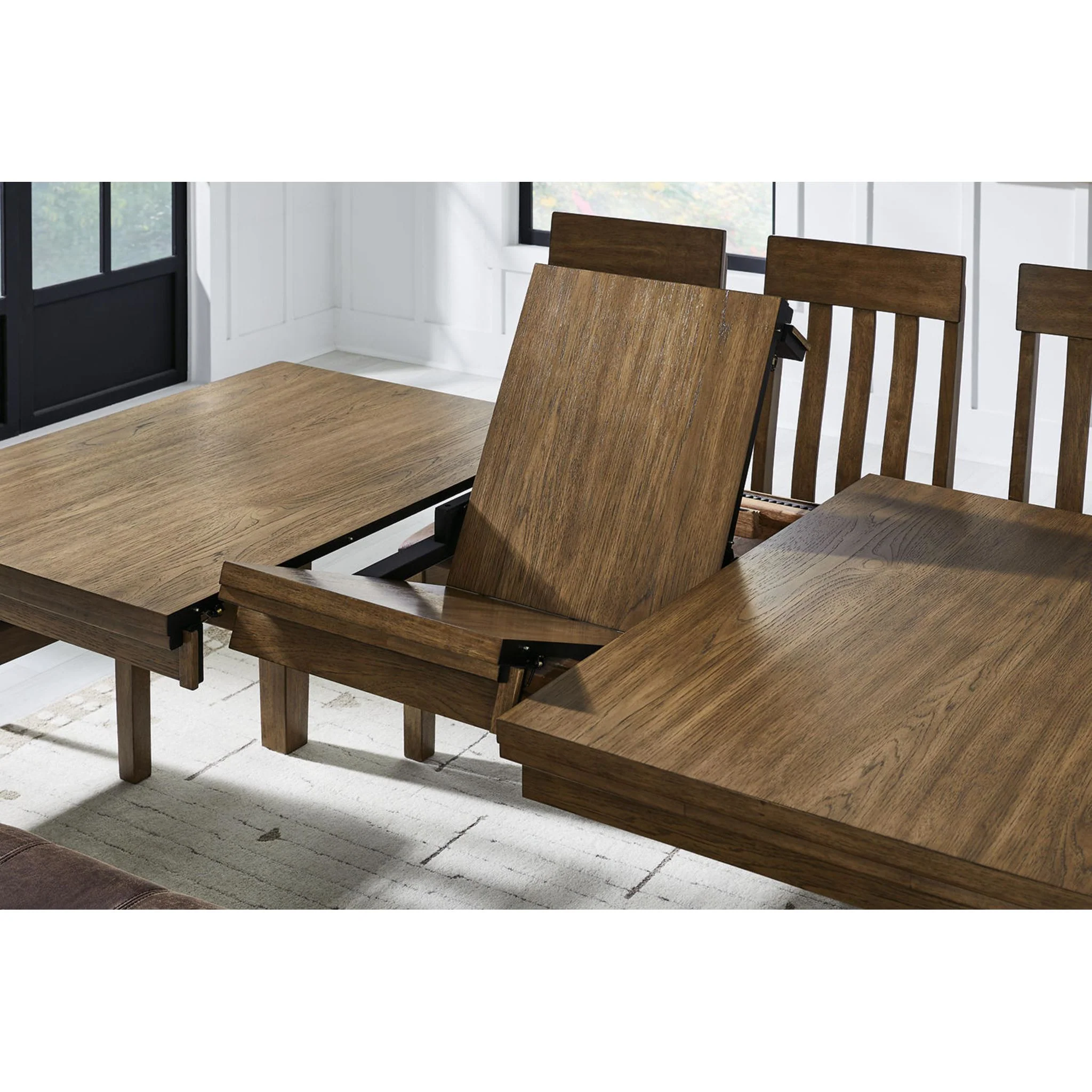 Urbinforte Dining Set - Image 5