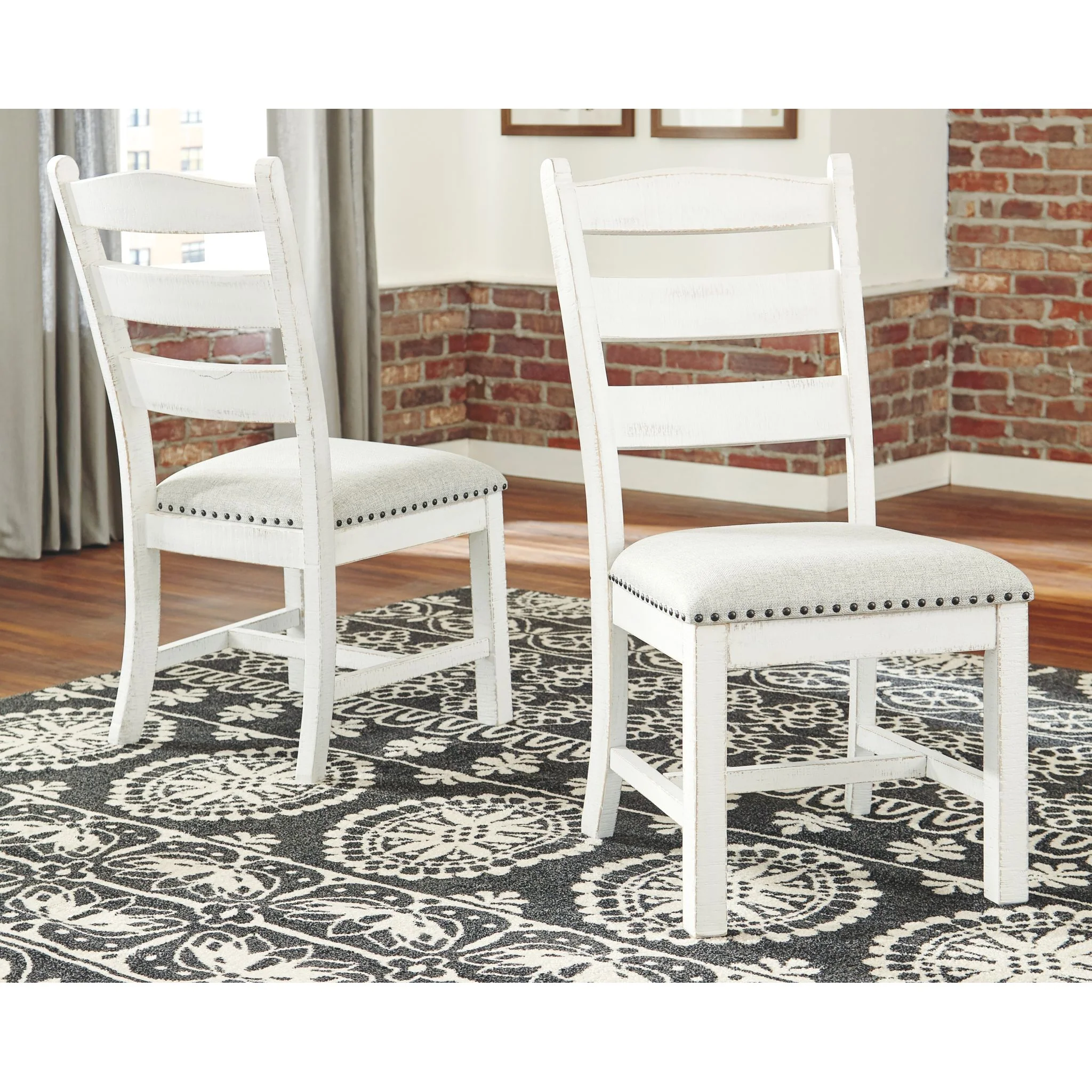 Valebeck Dining Set - Image 17